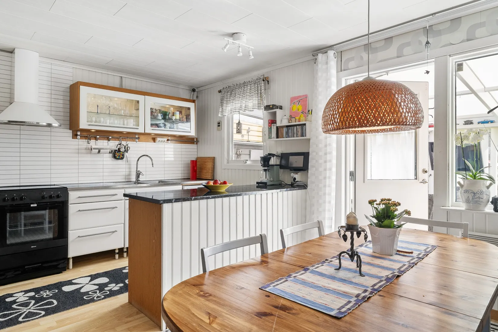 Villa, Radhus, Murkelvägen 240, Skånsta, Österåker