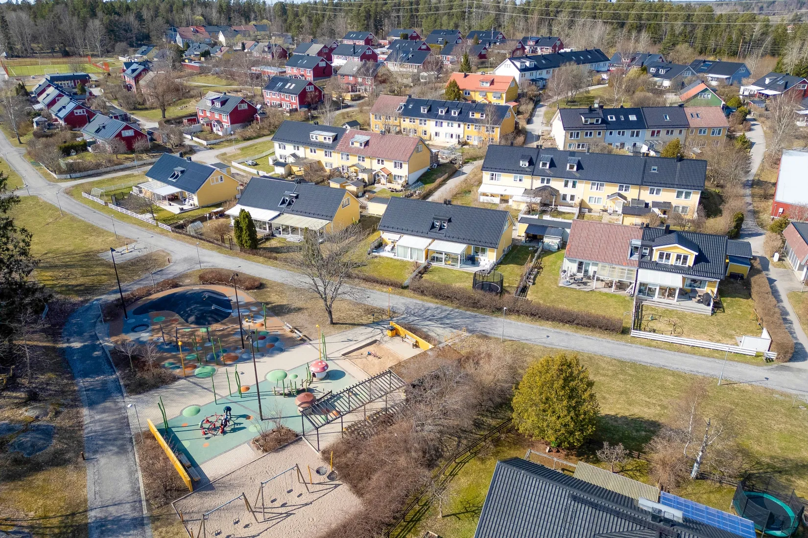 Villa, Radhus, Murkelvägen 240, Skånsta, Österåker