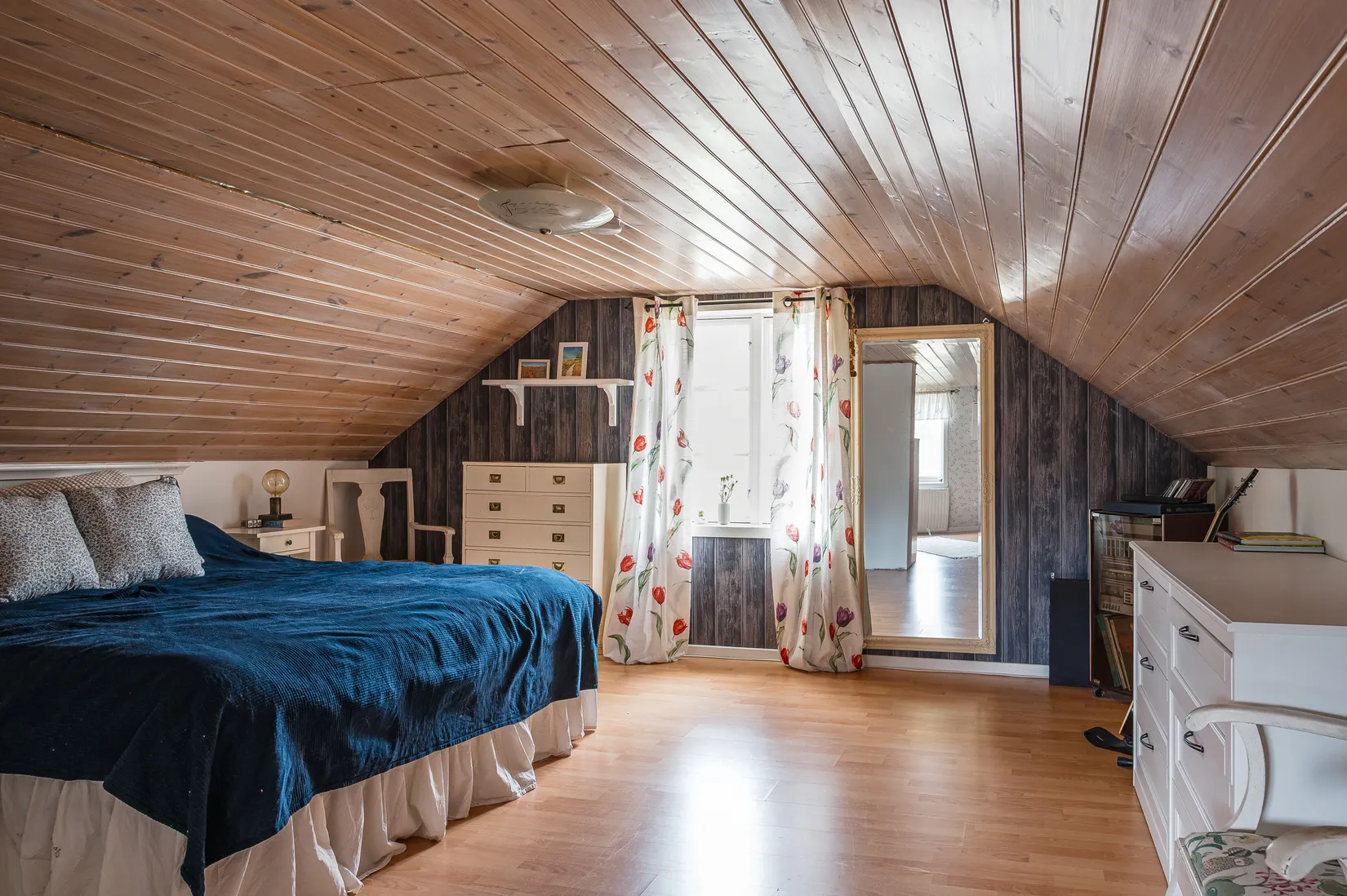 Villa, Bitterna Lillstugan 1, Bitterna, Vara