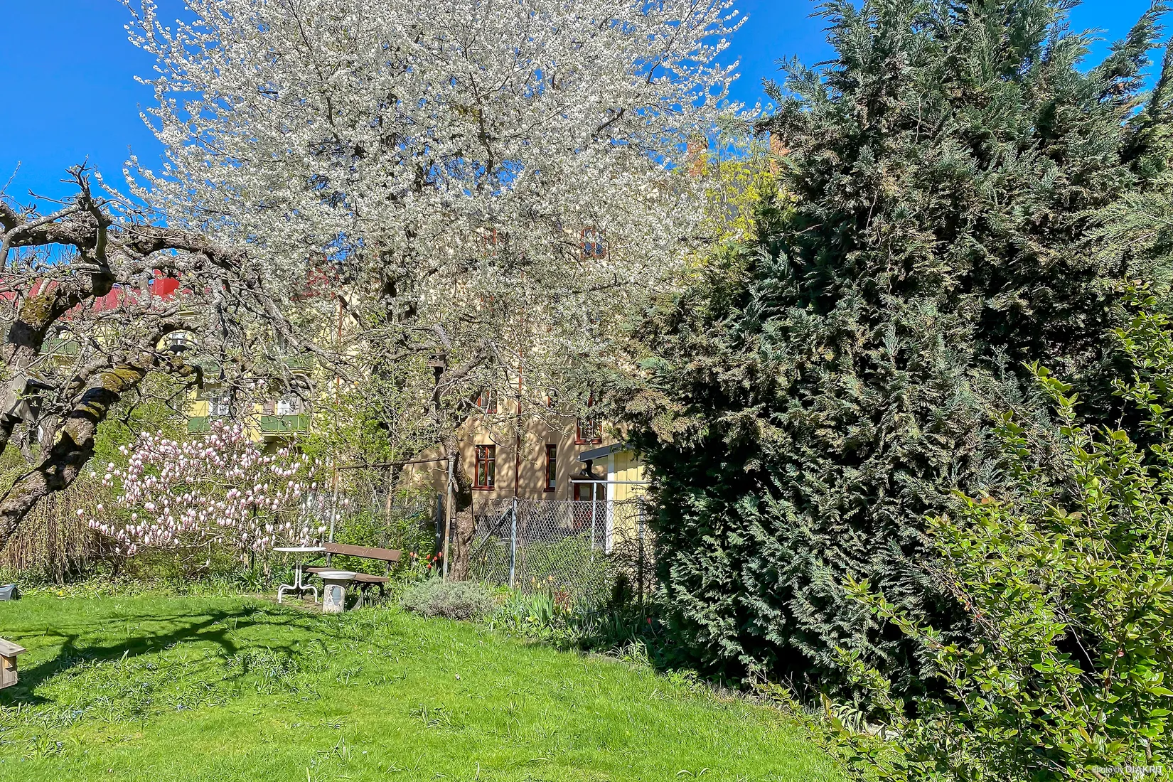 Villa, Prinsgatan 7, Centralt väster vid Karl-Johanparken, Örebro