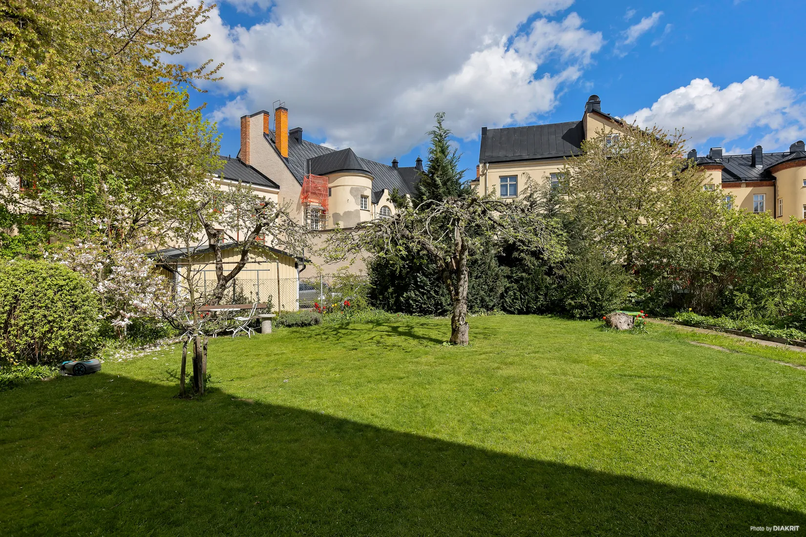 Villa, Prinsgatan 7, Centralt väster vid Karl-Johanparken, Örebro