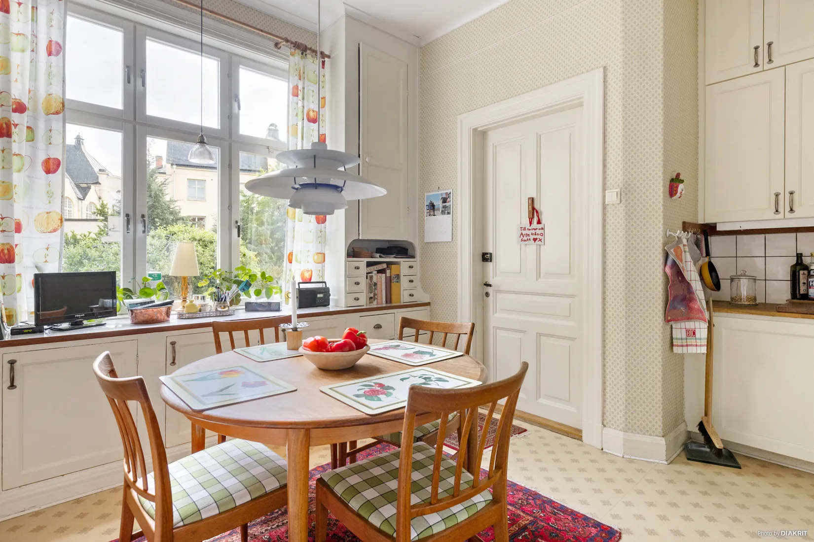 Villa, Prinsgatan 7, Centralt väster vid Karl-Johanparken, Örebro