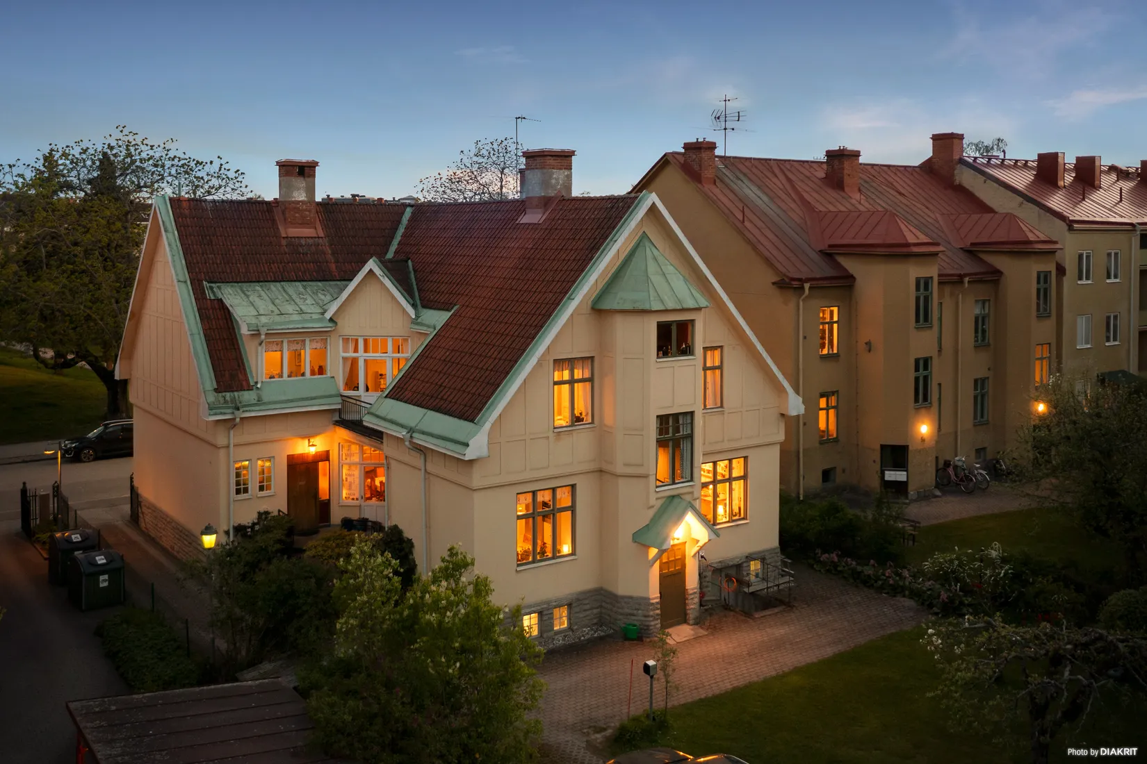 Villa, Prinsgatan 7, Centralt väster vid Karl-Johanparken, Örebro