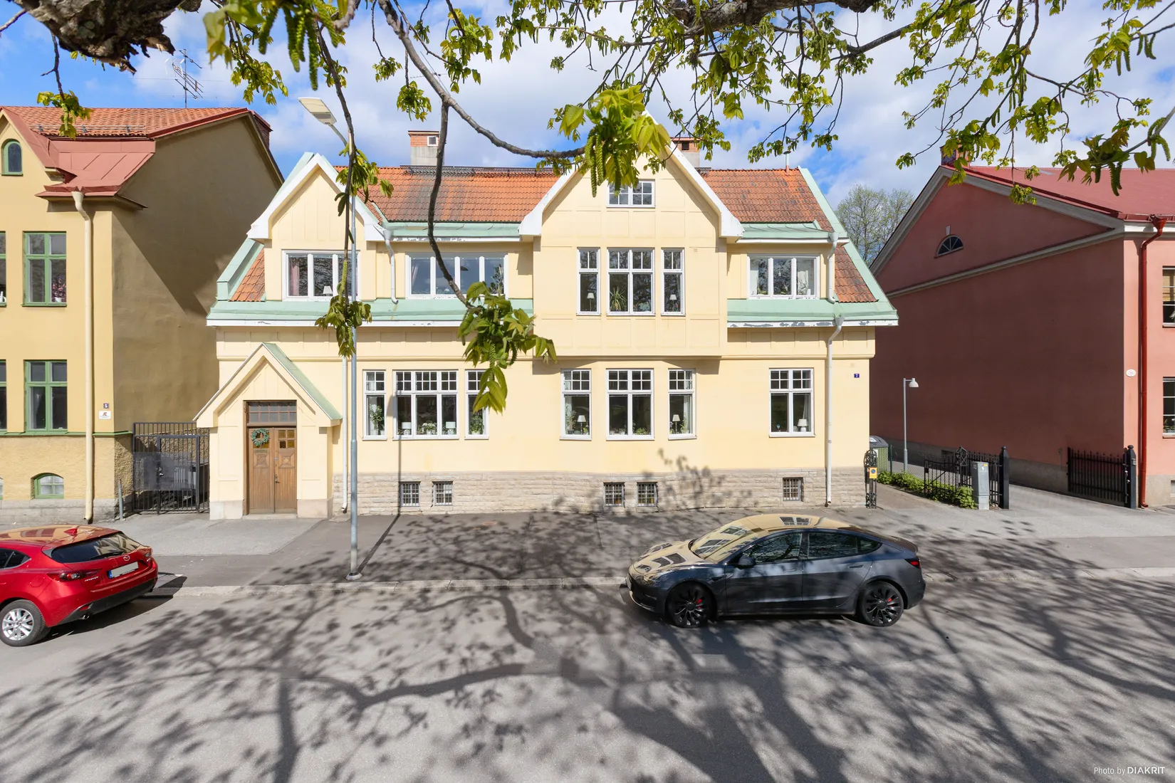 Villa, Prinsgatan 7, Centralt väster vid Karl-Johanparken, Örebro