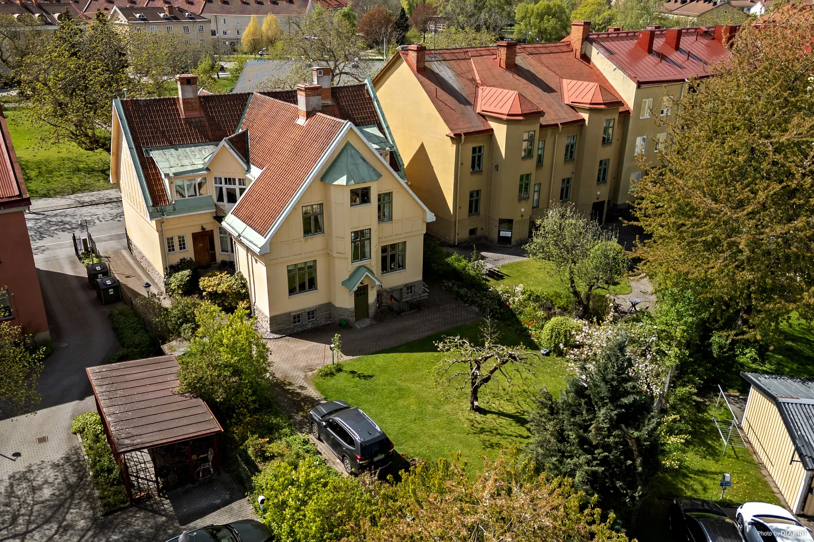 Villa, Prinsgatan 7, Centralt väster vid Karl-Johanparken, Örebro