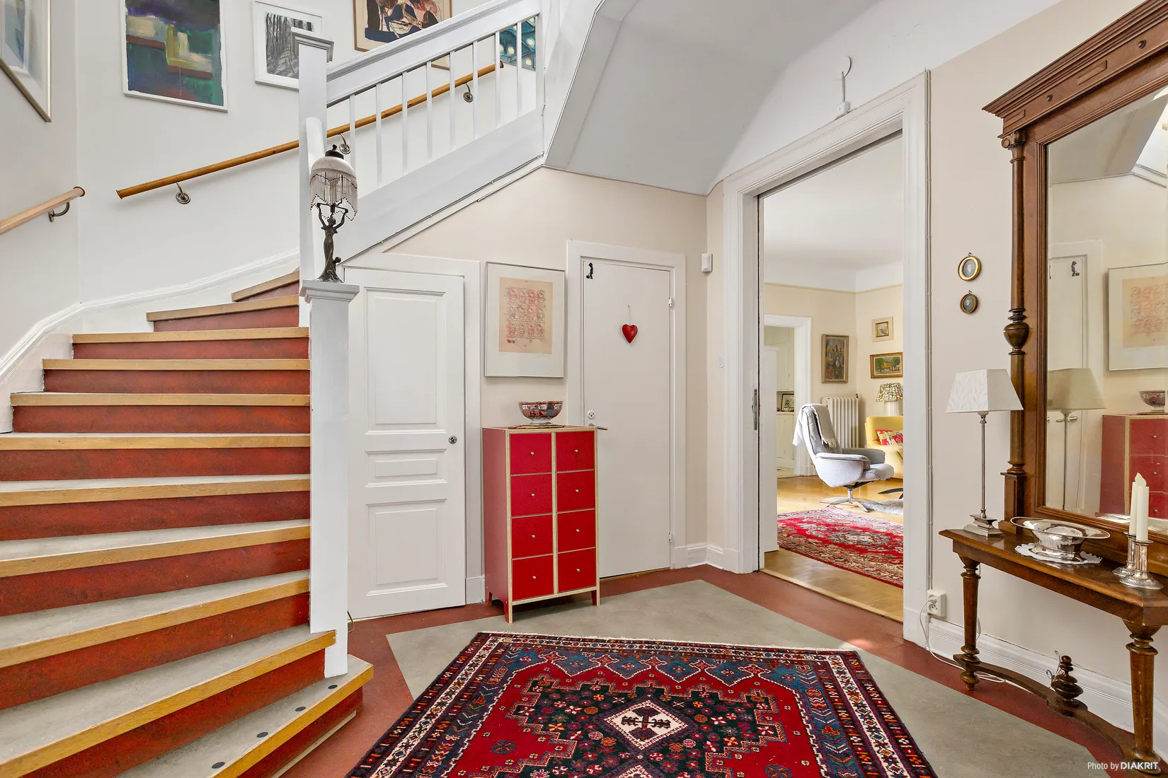 Villa, Prinsgatan 7, Centralt väster vid Karl-Johanparken, Örebro