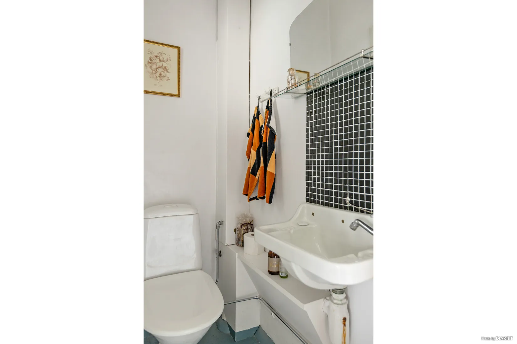 Villa, Prinsgatan 7, Centralt väster vid Karl-Johanparken, Örebro