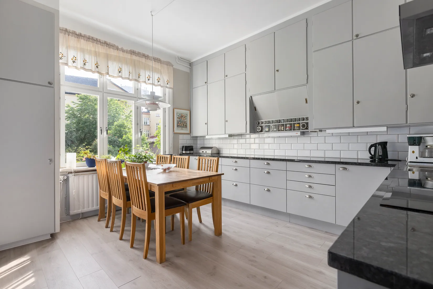 Villa, Prinsgatan 7, Centralt väster vid Karl-Johanparken, Örebro