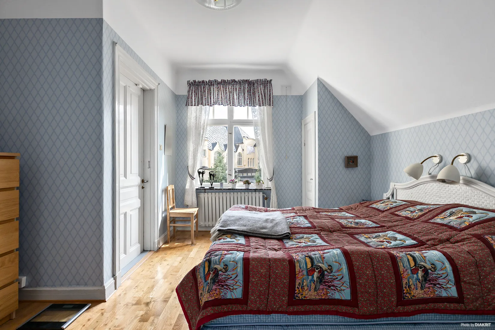 Villa, Prinsgatan 7, Centralt väster vid Karl-Johanparken, Örebro