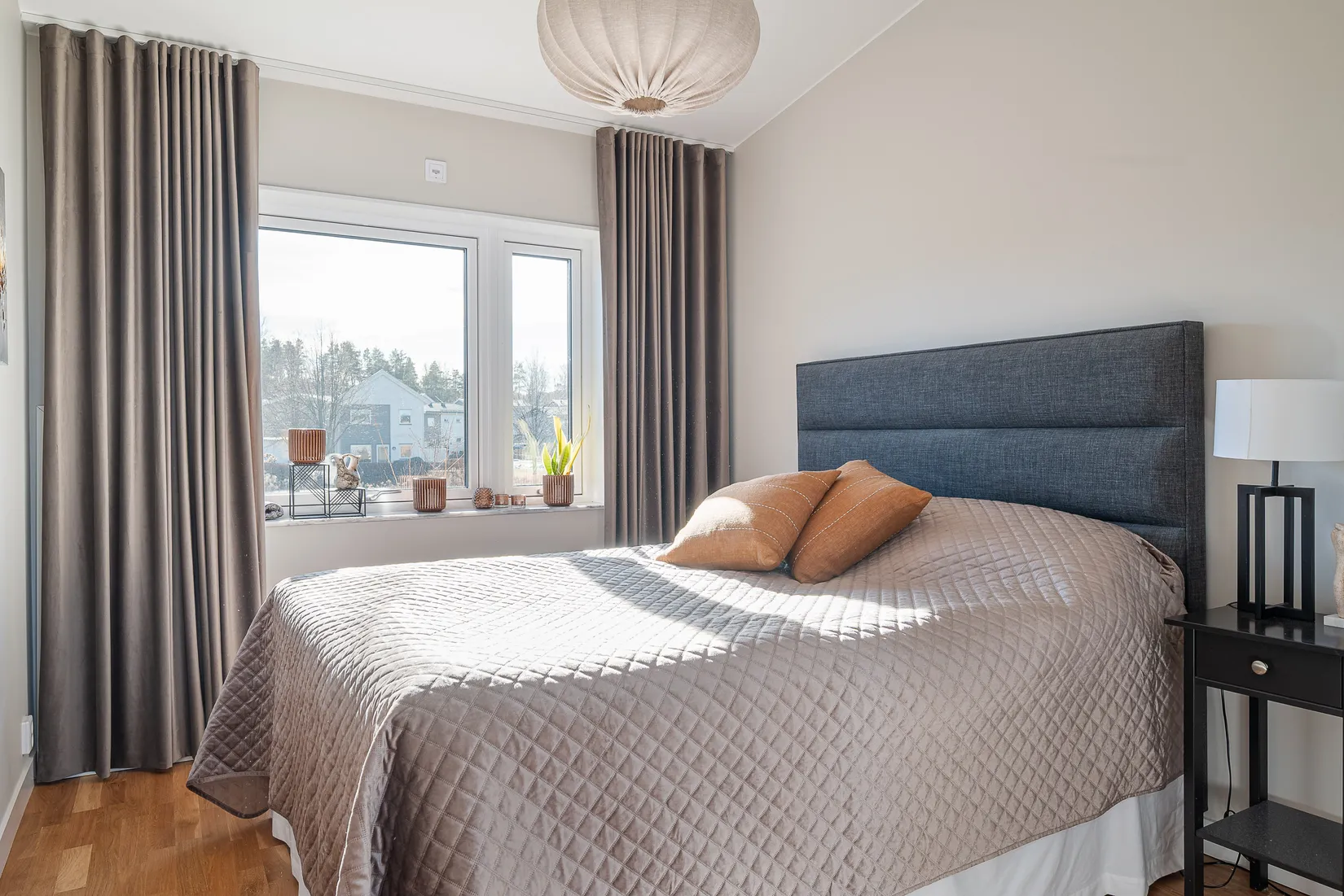 Villa, Radhus, Bastenshällsvägen 31, Arnö, Nyköping