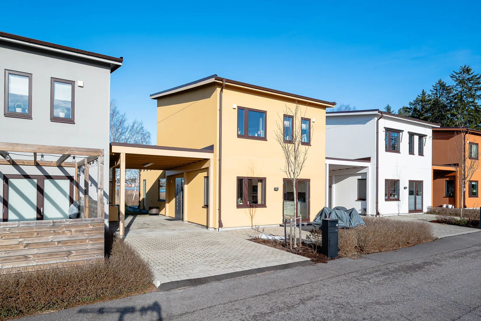 Villa, Radhus, Bastenshällsvägen 31, Arnö, Nyköping