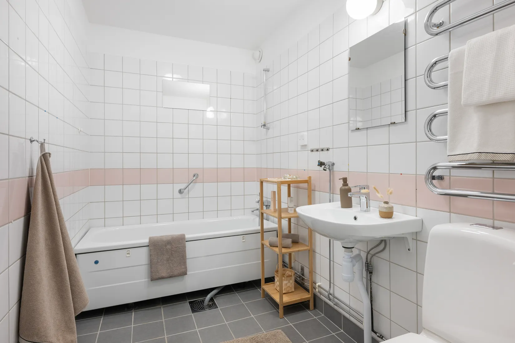 Bostadsrätt, Pilvingegatan 46, 2tr, Skarpnäck, Stockholm