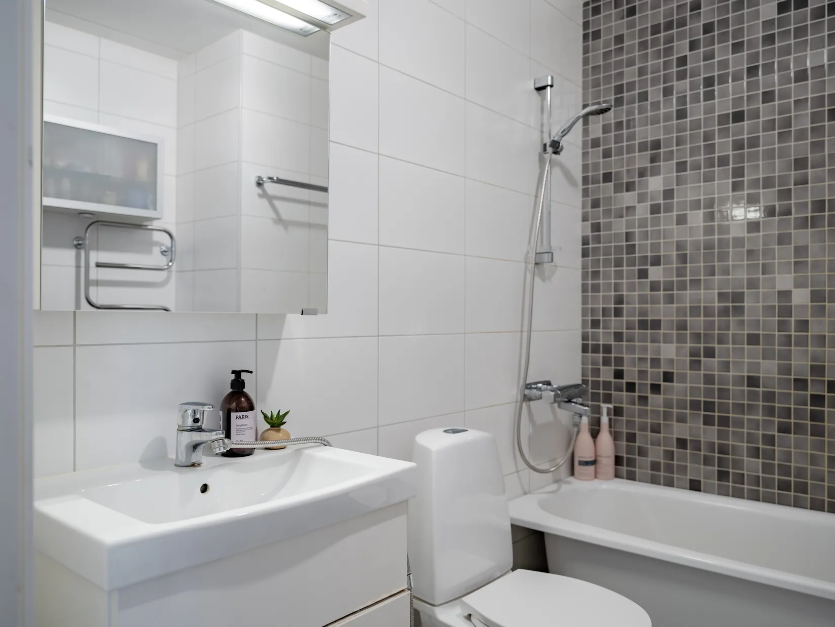 Bostadsrätt, Centralvägen 17, Centralt, Upplands Väsby