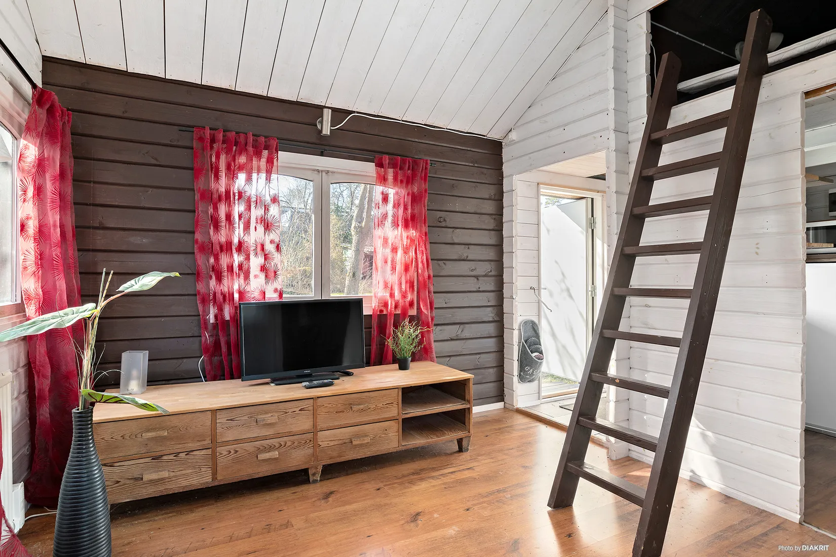 Villa, Skarsjövägen 6, Rimbo, Norrtälje