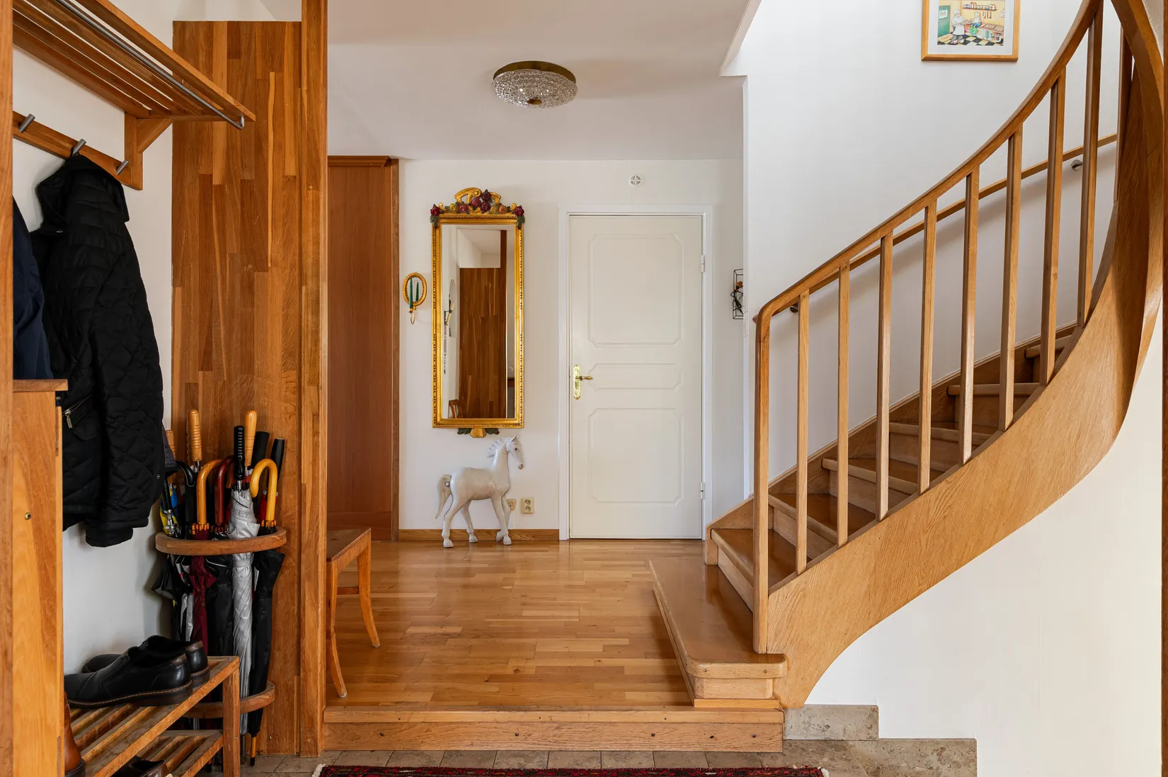 Villa, Rännevallsgatan 7, Centralt, Vadstena