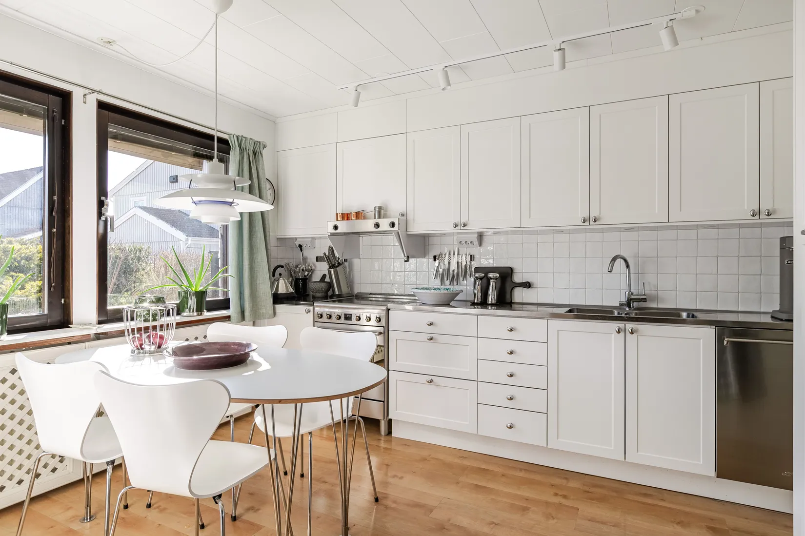 Radhus, Knivingegatan 2, Ljungsbro, Linköping