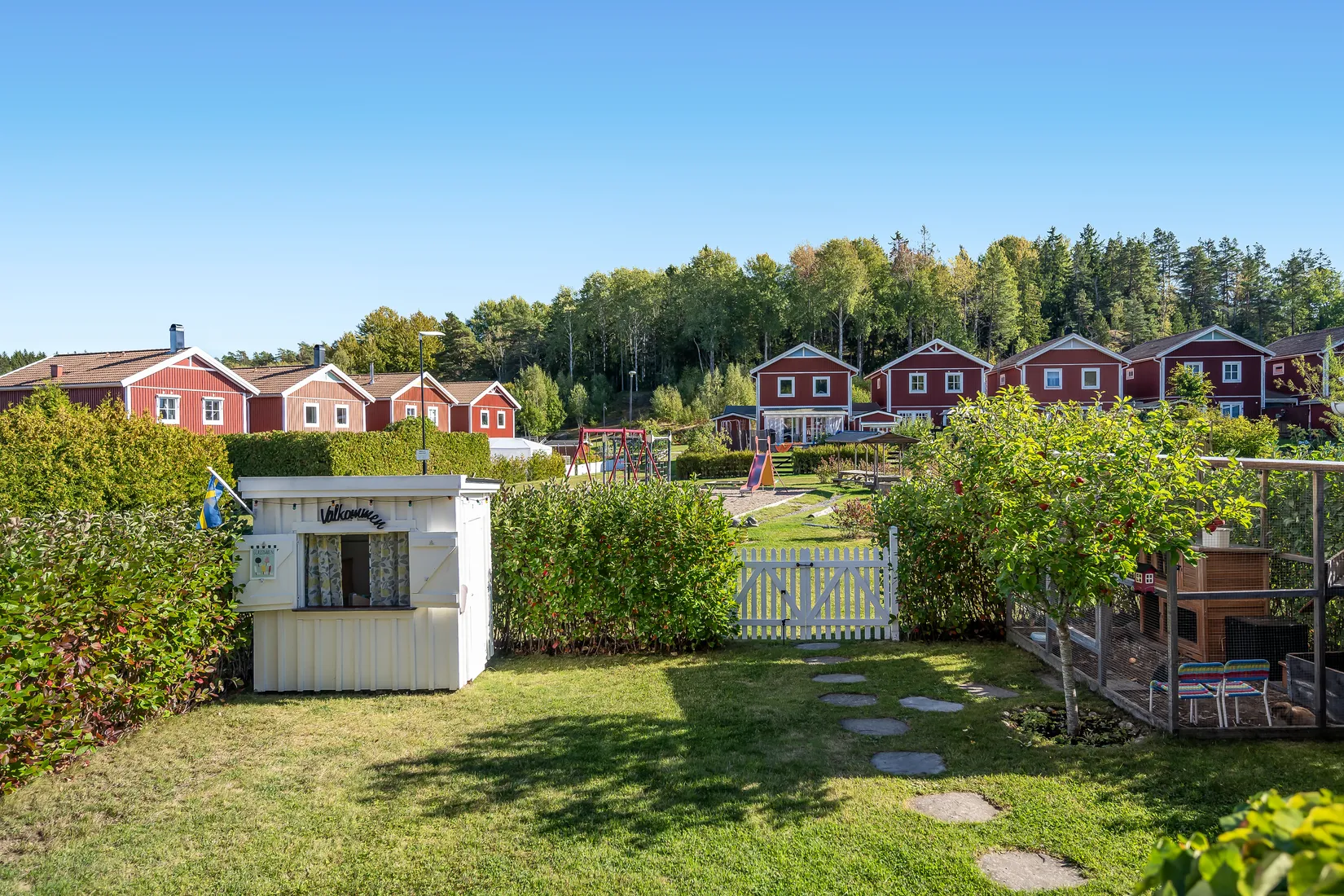 Villa, Radhus, Åvägen 42, Lidatorp, Nynäshamn