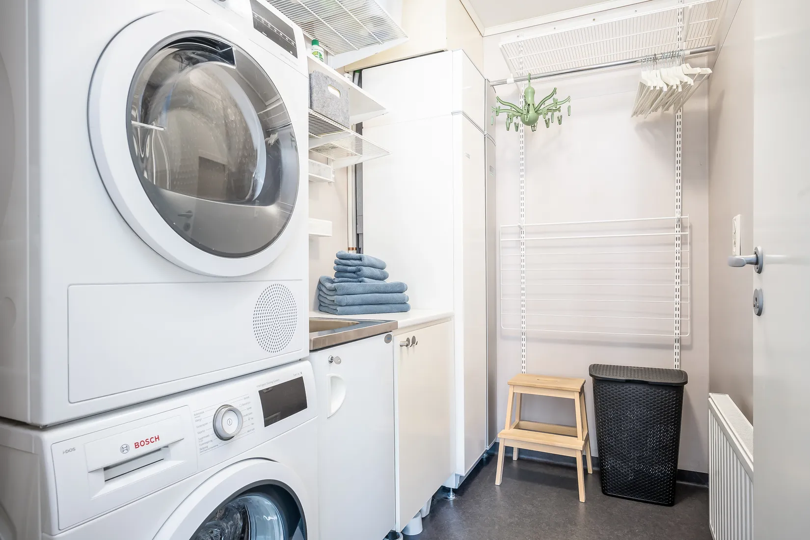 Villa, Radhus, Åvägen 42, Lidatorp, Nynäshamn