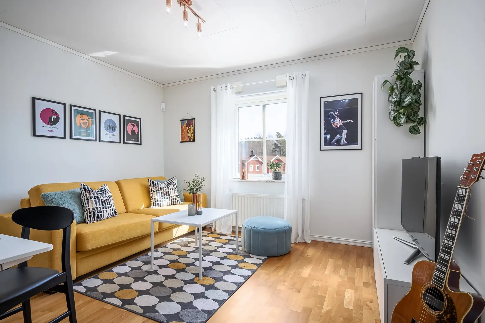 Villa, Radhus, Åvägen 42, Lidatorp, Nynäshamn