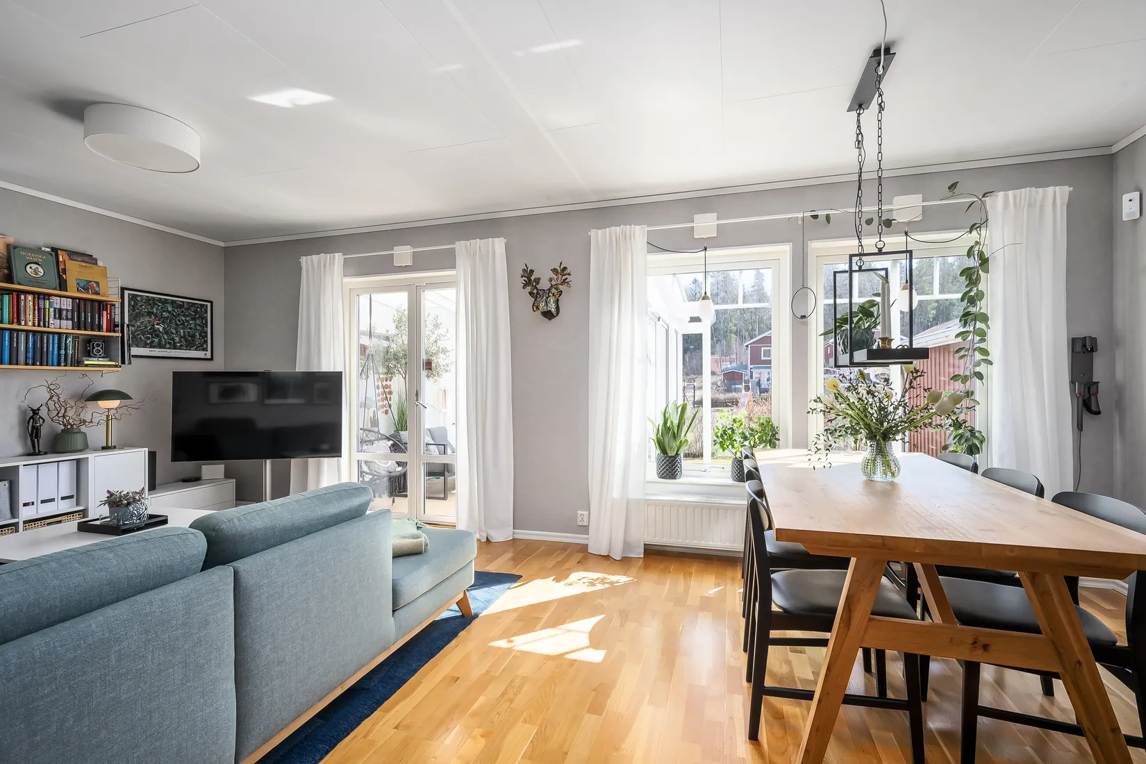 Villa, Radhus, Åvägen 42, Lidatorp, Nynäshamn