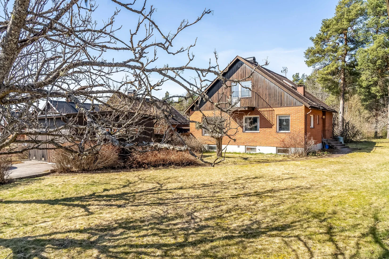 Villa, Haraldsbovägen 45, Haraldsbo, Falun