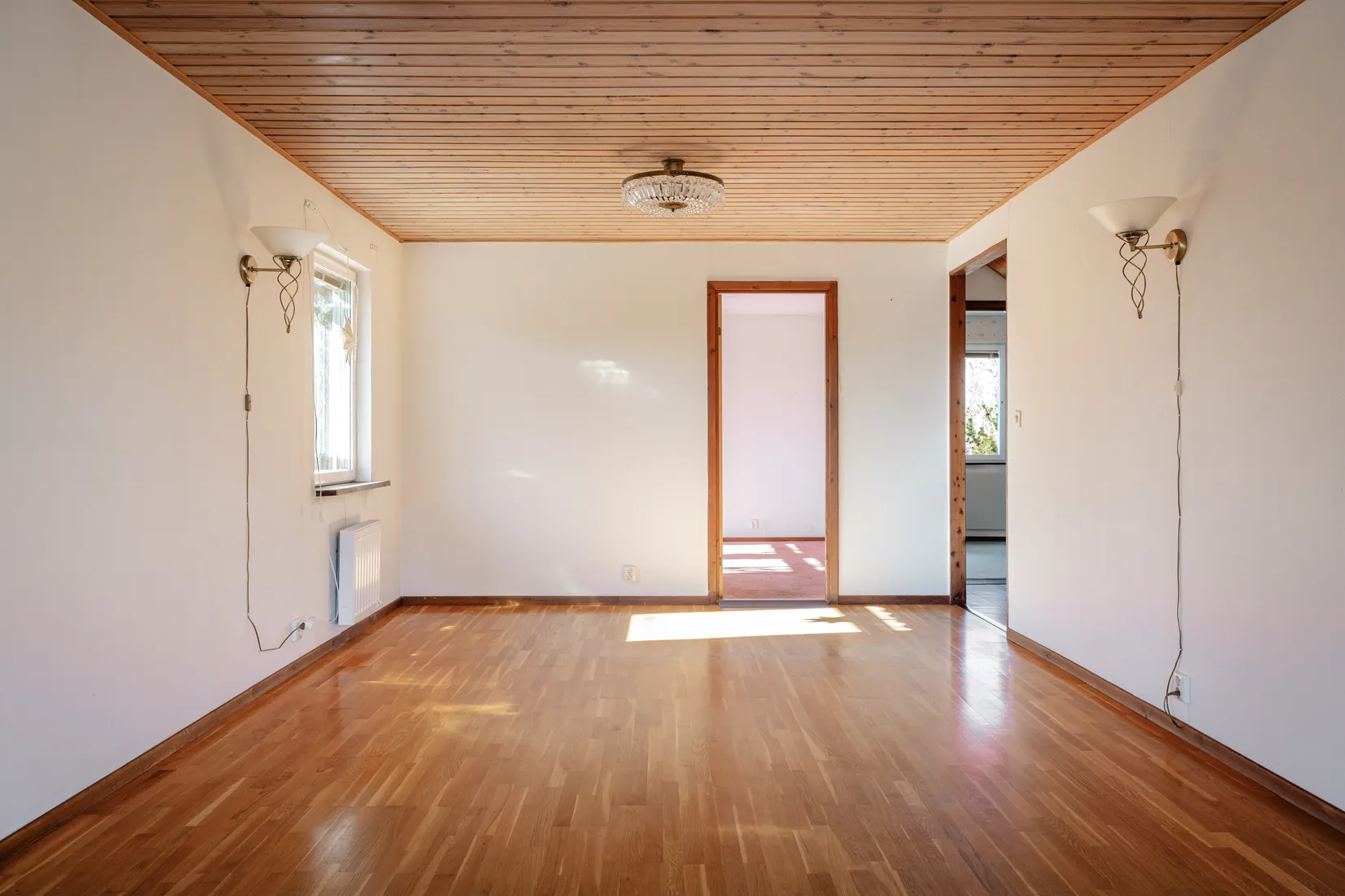 Villa, Helgarögränd 6, Örby, Stockholm