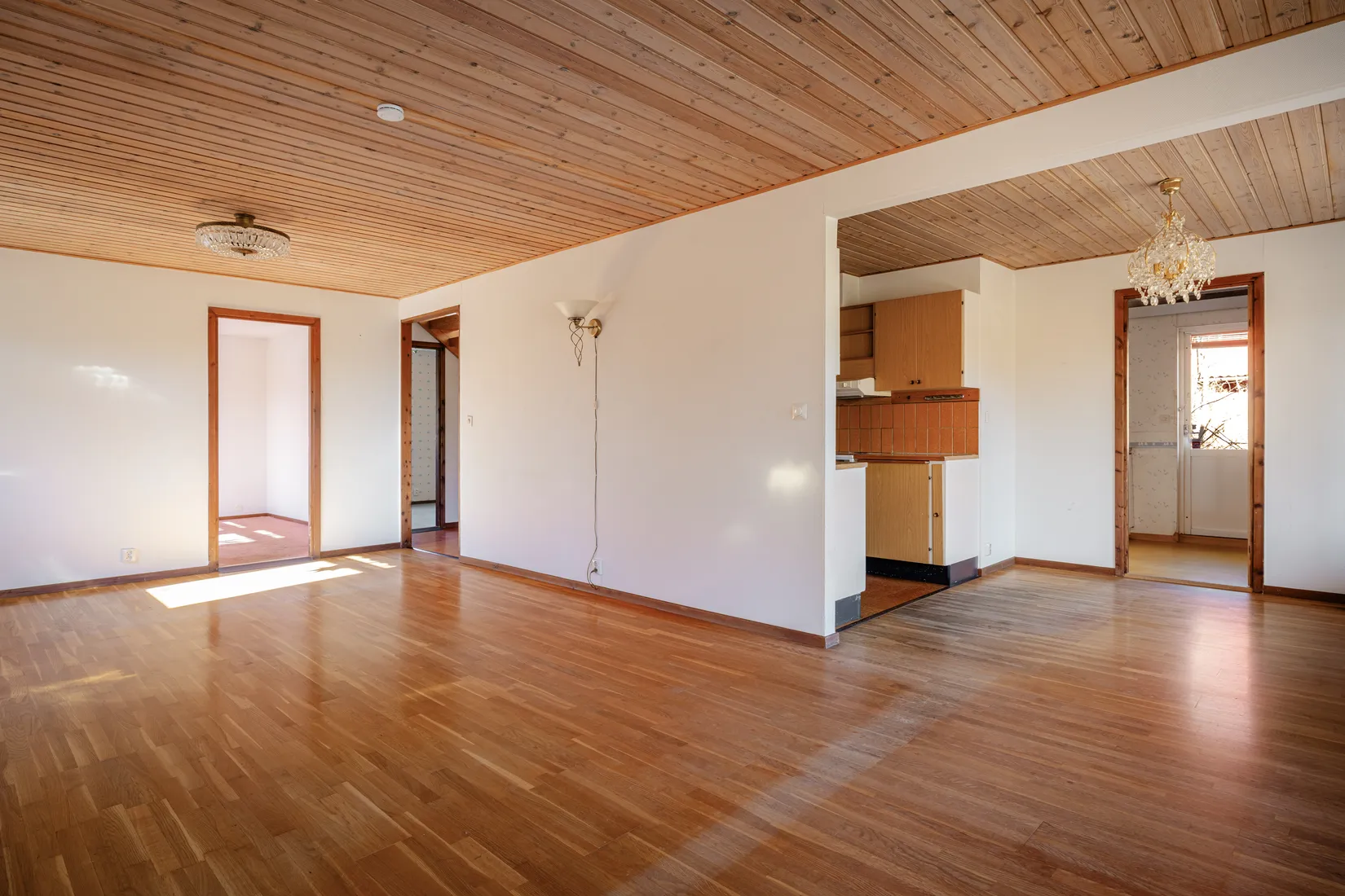 Villa, Helgarögränd 6, Örby, Stockholm