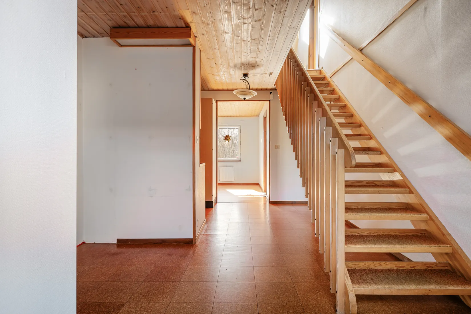 Villa, Helgarögränd 6, Örby, Stockholm