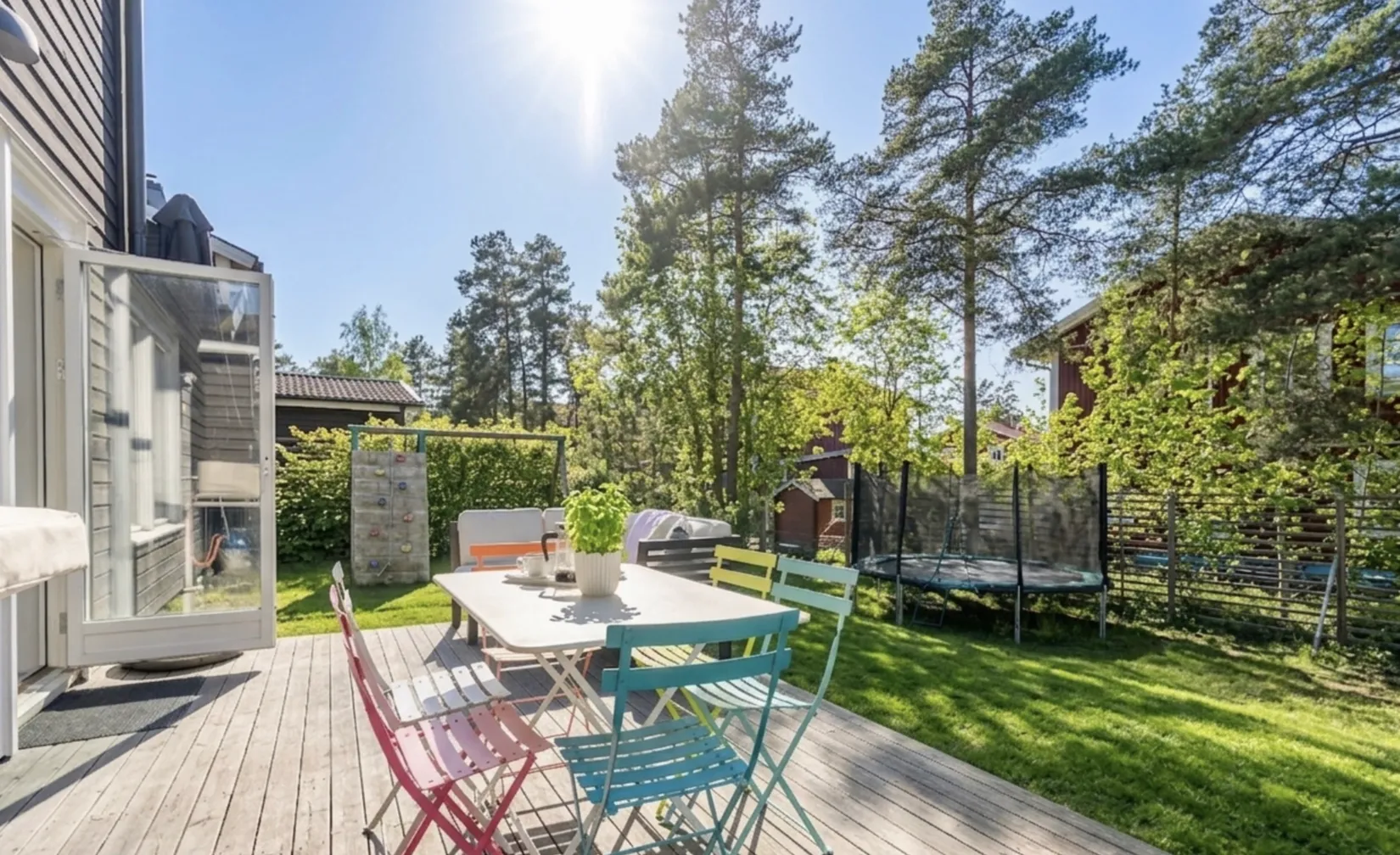 Villa, Tallbarrstigen 12, Uthamra, Vallentuna