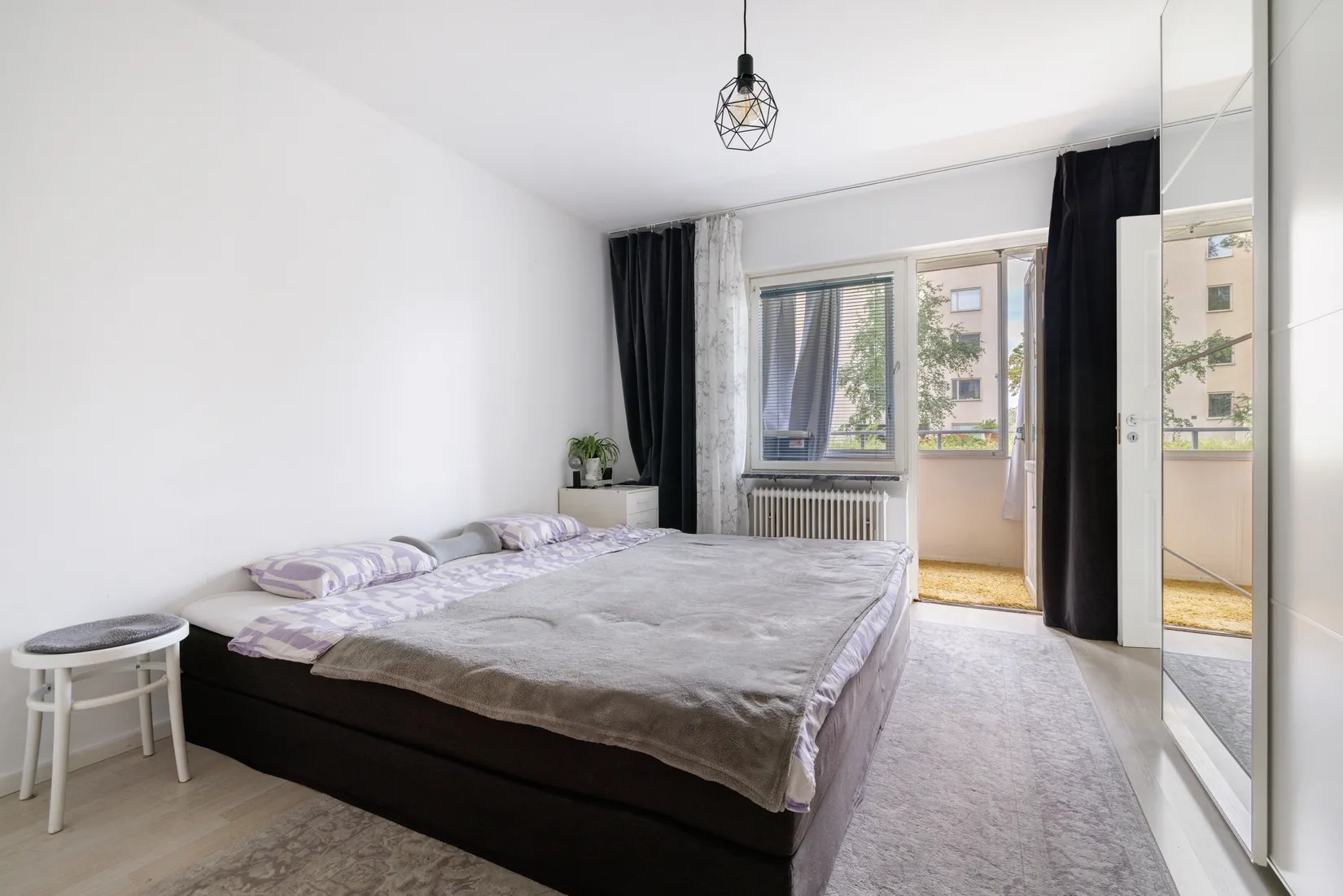 Bostadsrätt, Falkholmsgränd 13, Skärholmen, Stockholm