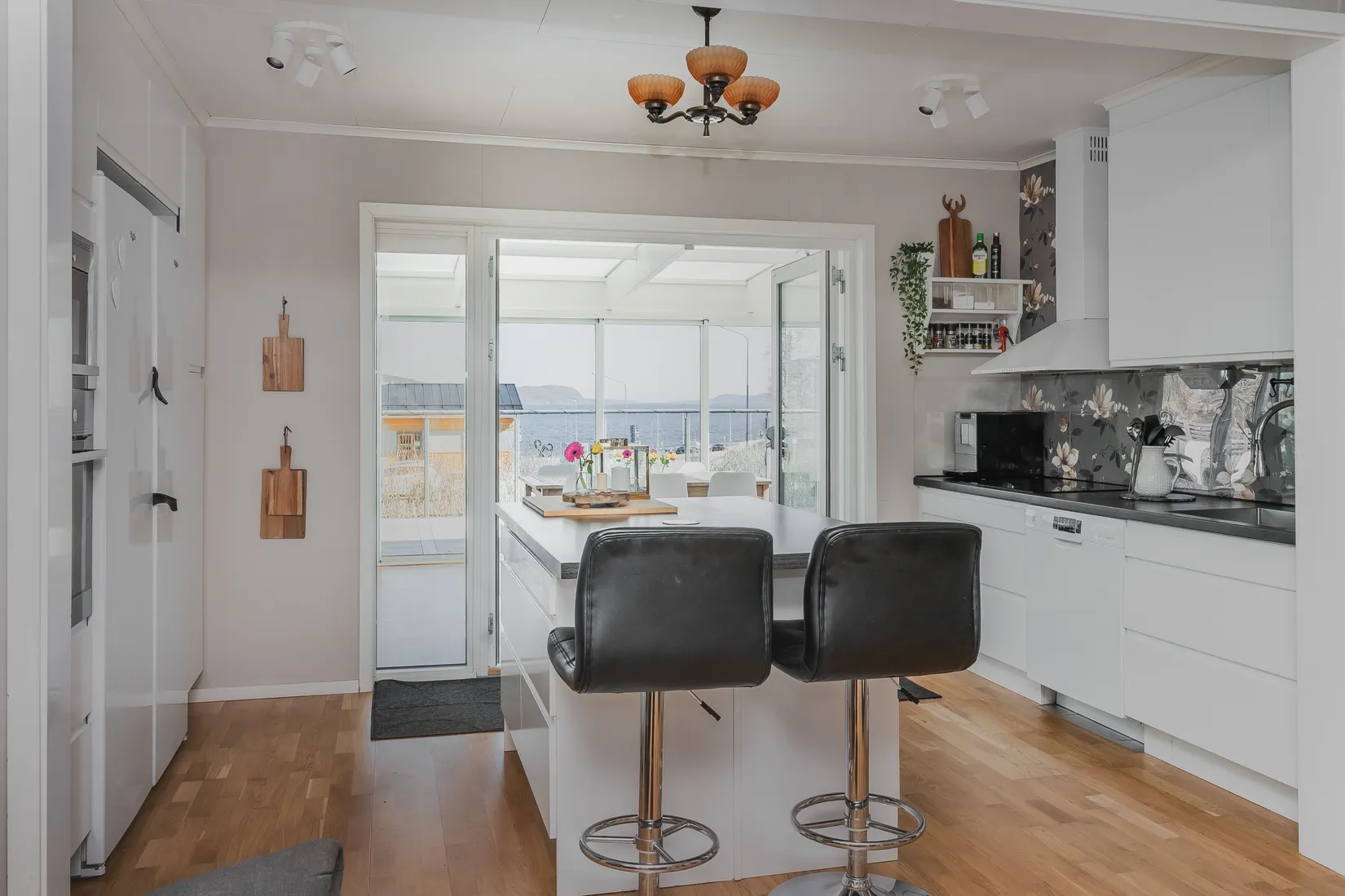 Villa, Köpmanholmsvägen 8, Köpmanholmen, Örnsköldsvik