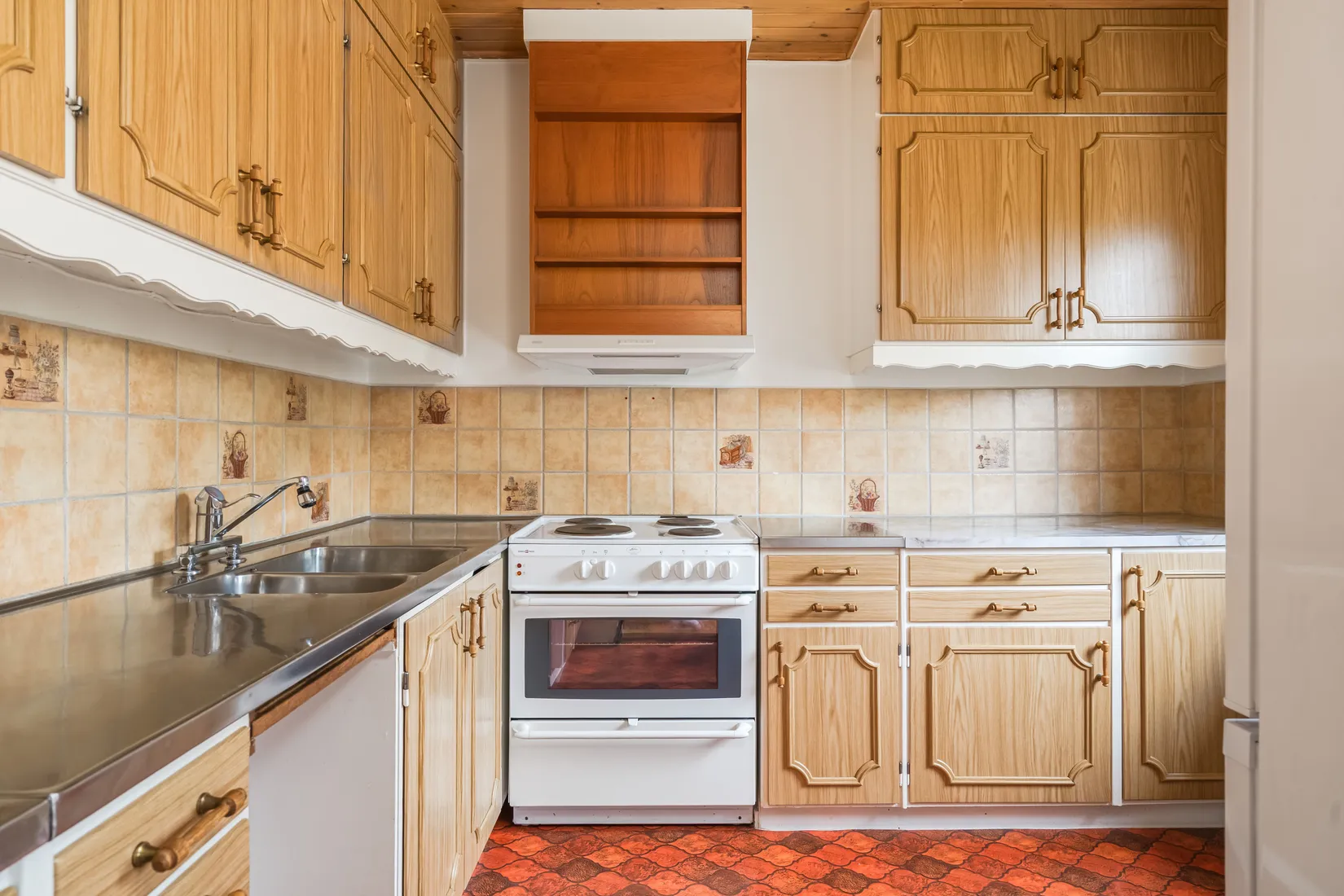 Villa, Radhus, Hustomtebacken 13, Smedby, Norrköping