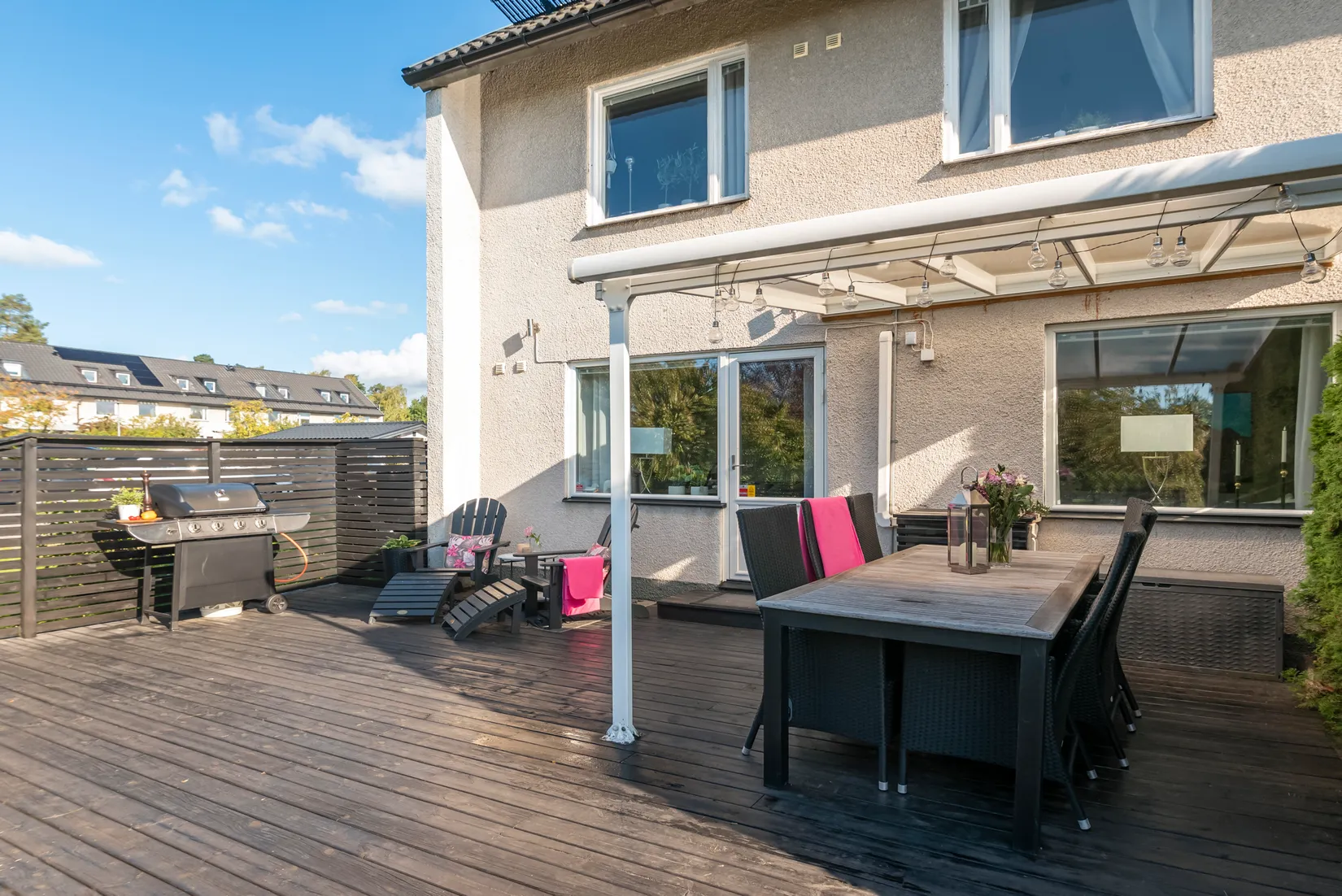 Villa, Radhus, Basgränd 24, Kälvesta, Stockholm