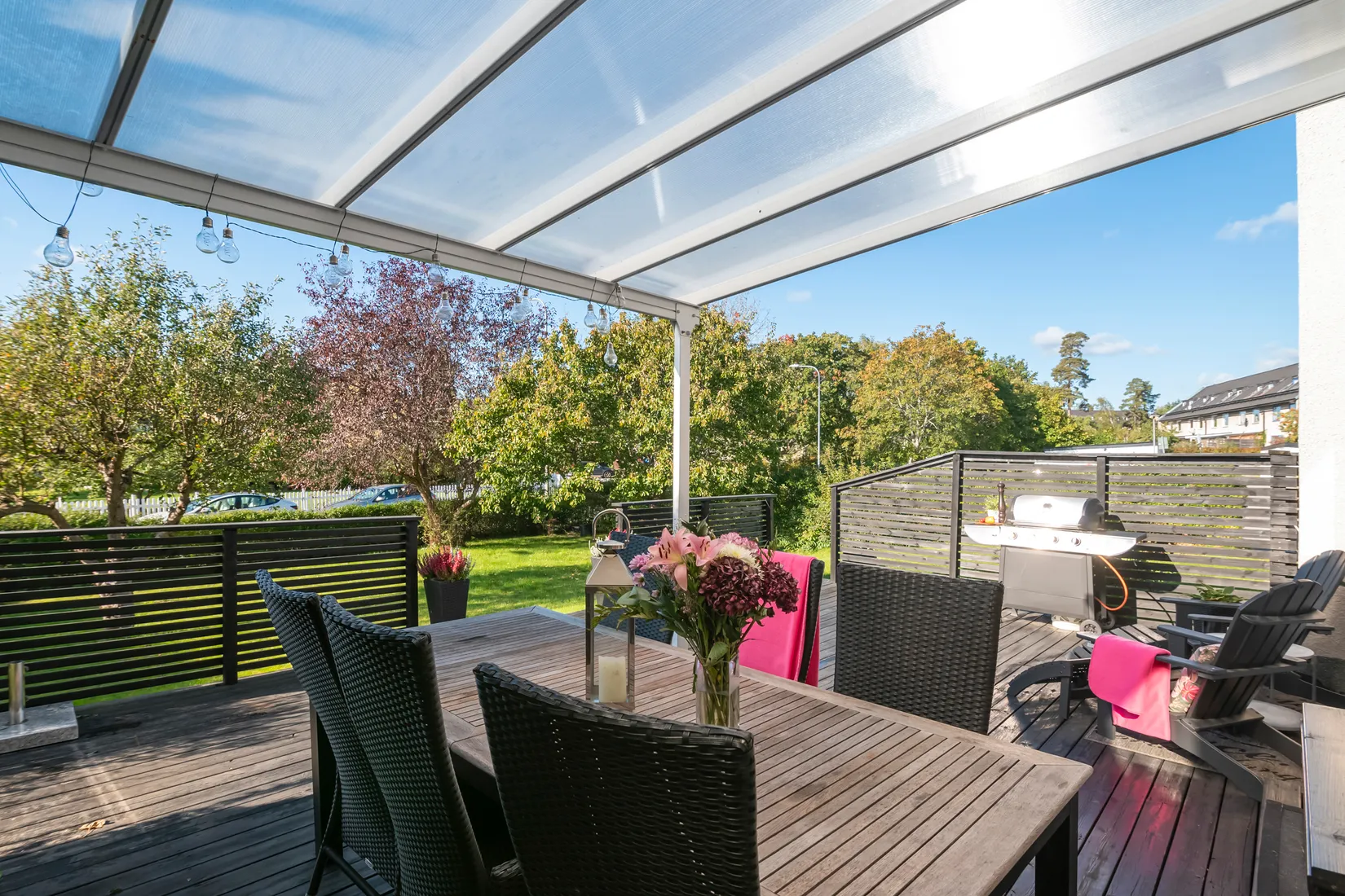 Villa, Radhus, Basgränd 24, Kälvesta, Stockholm