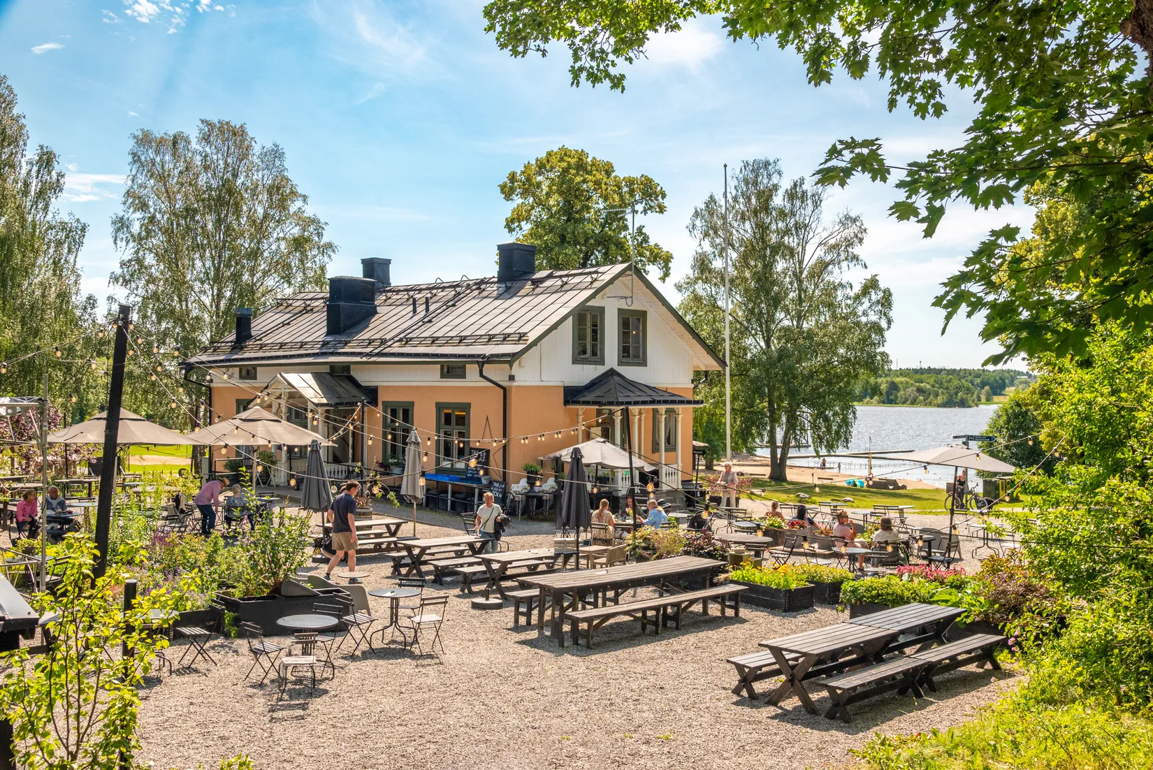 Villa, Radhus, Basgränd 24, Kälvesta, Stockholm