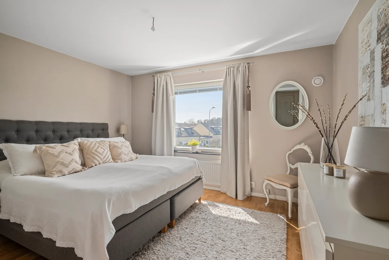 Villa, Radhus, Basgränd 24, Kälvesta, Stockholm