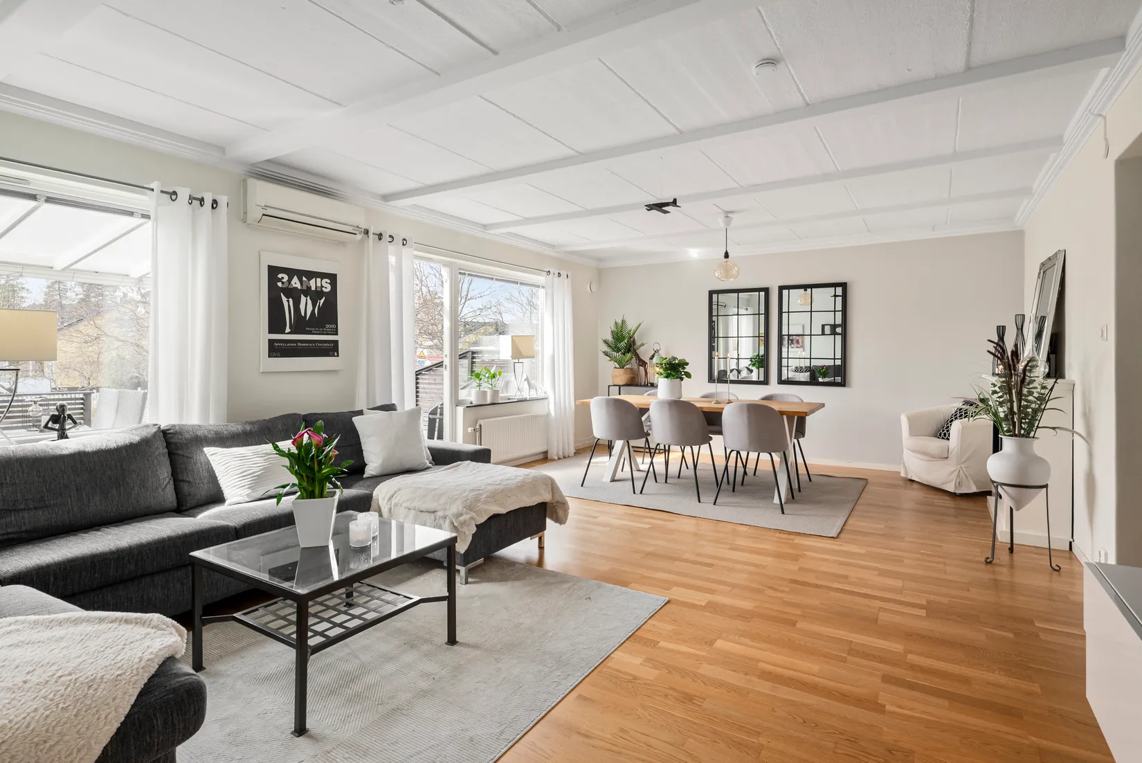 Villa, Radhus, Basgränd 24, Kälvesta, Stockholm