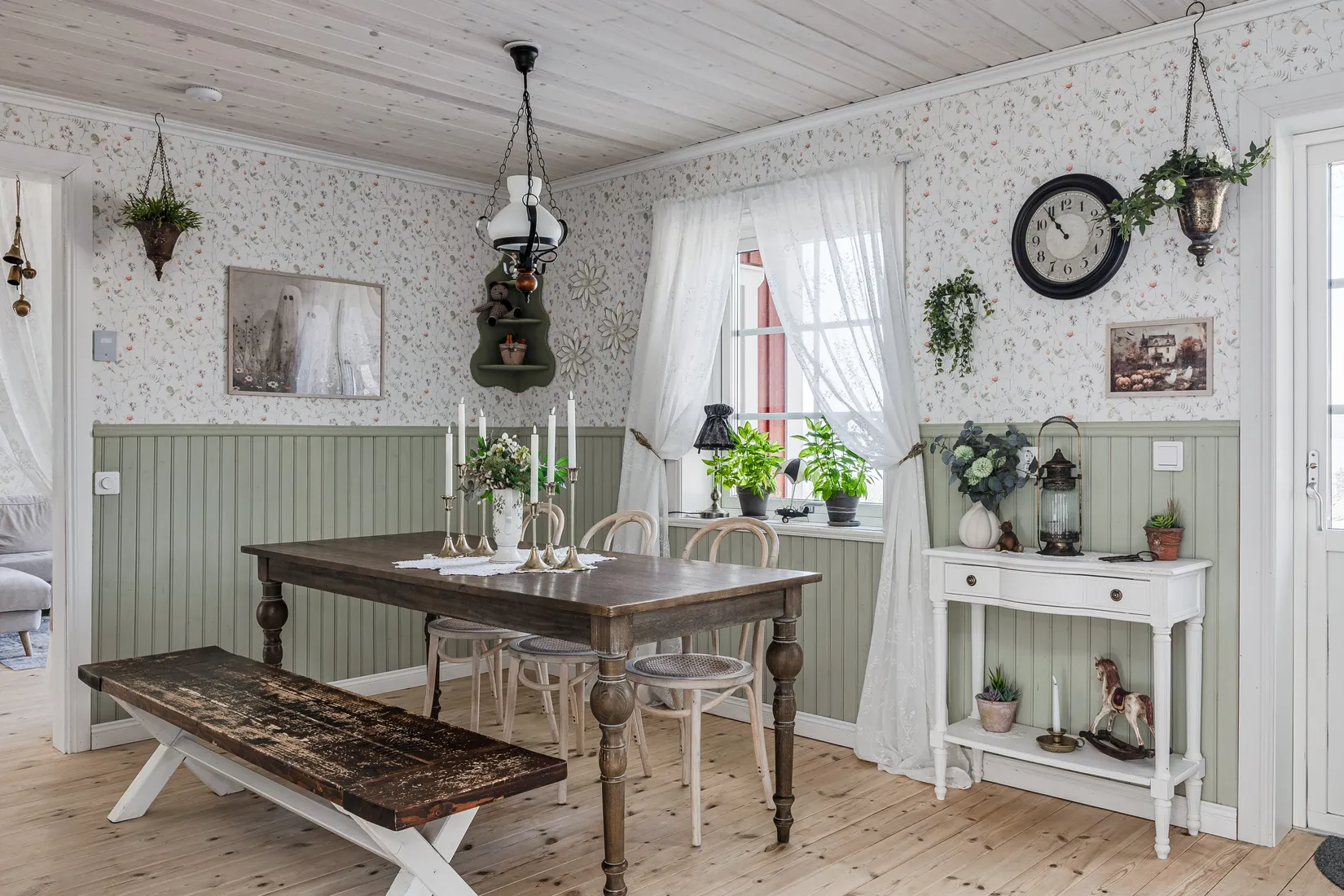 Villa, Pilgrimsstigen 8, Hackås, Berg