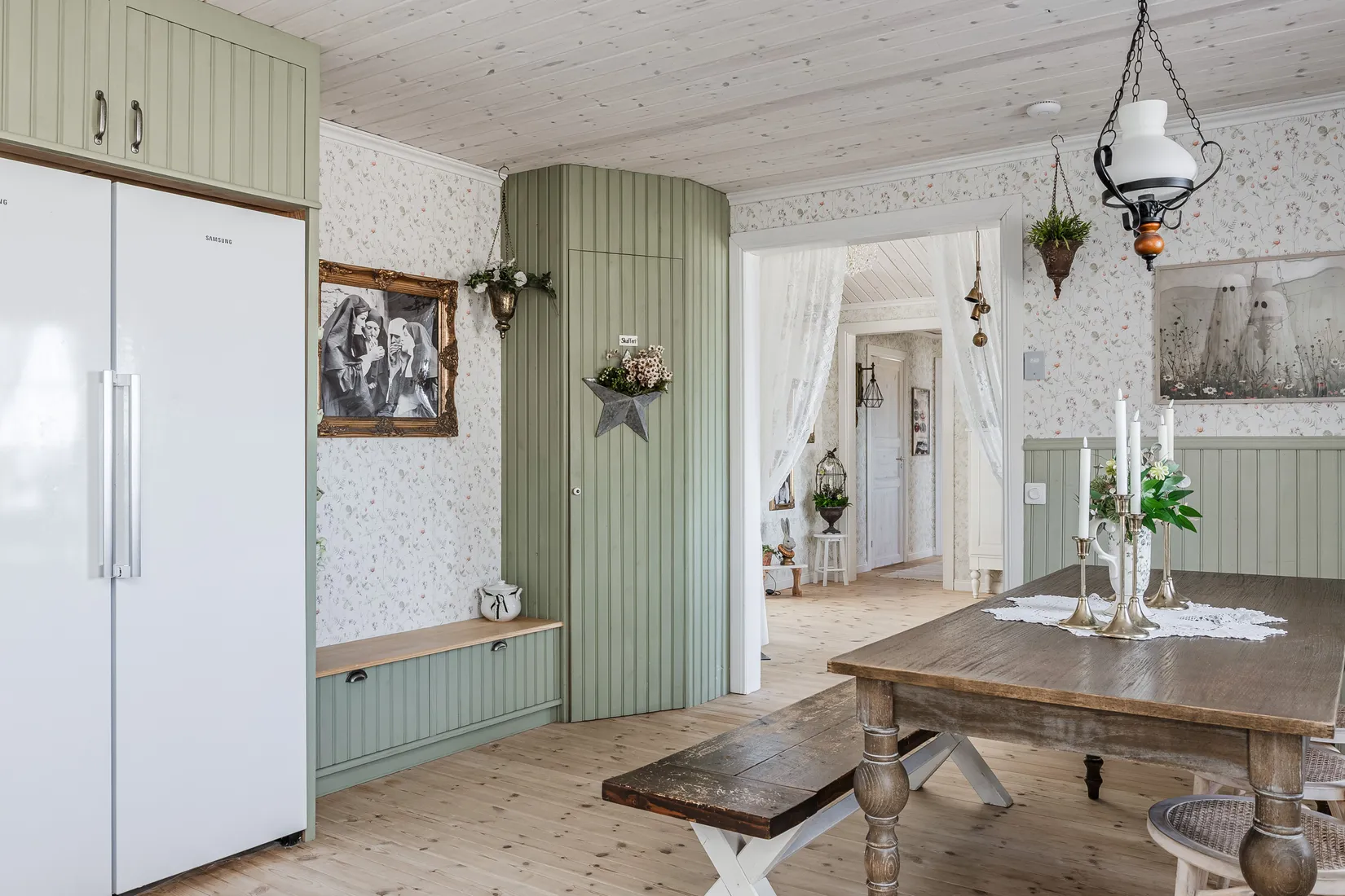 Villa, Pilgrimsstigen 8, Hackås, Berg