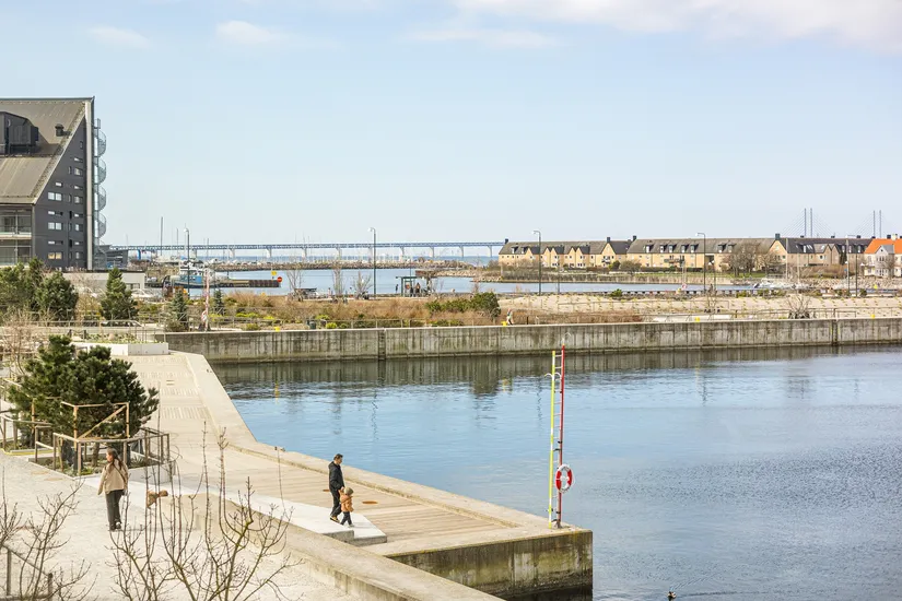 Bostadsrätt, Radhus, Limhamns stationsväg 33F, Limhamns Sjöstad, Malmö