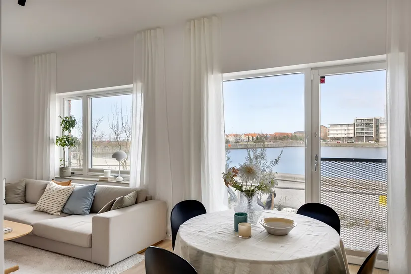 Bostadsrätt, Radhus, Limhamns stationsväg 33F, Limhamns Sjöstad, Malmö