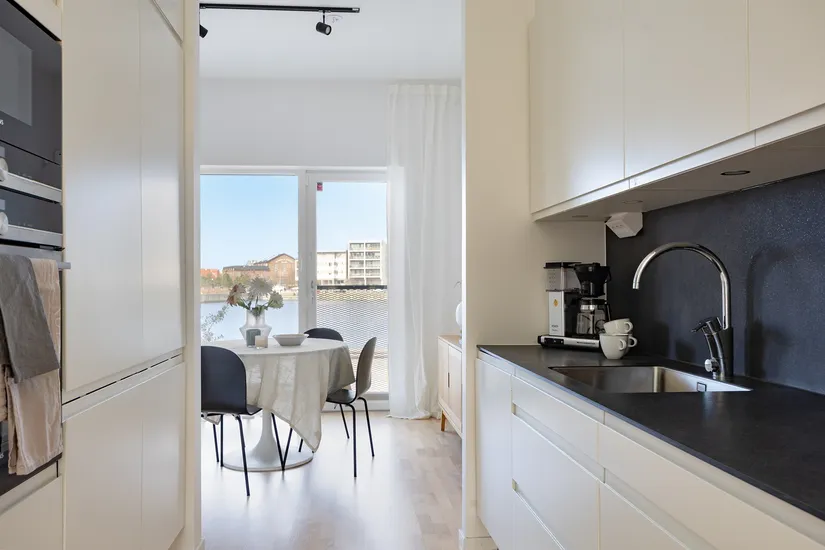 Bostadsrätt, Radhus, Limhamns stationsväg 33F, Limhamns Sjöstad, Malmö