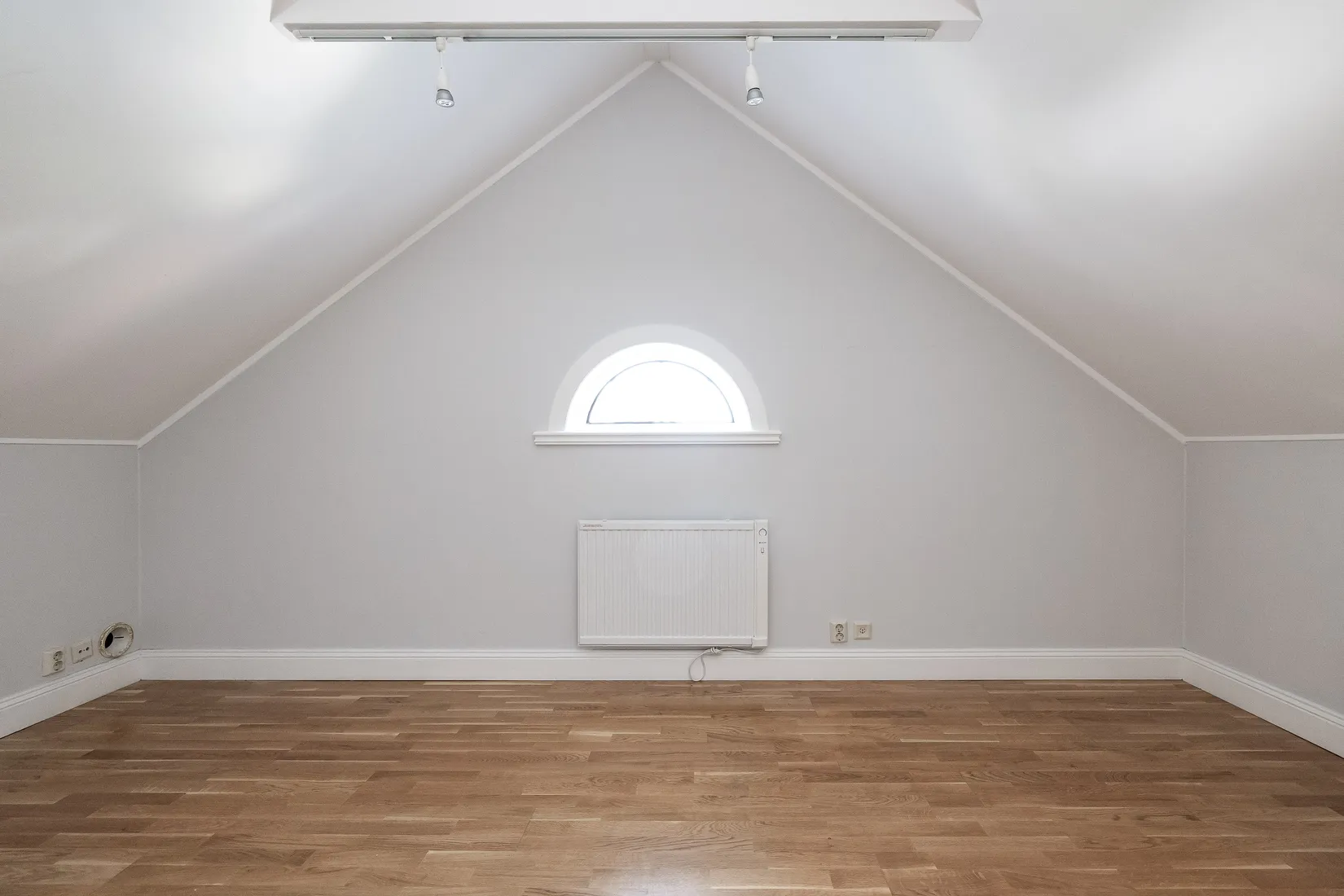 Villa, Ulvåsavägen 26B, Gamla Hjärsta, Örebro