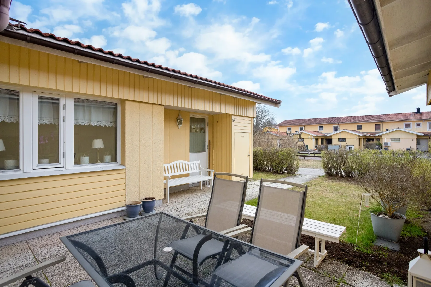 Villa, Radhus, Symfonigränd 3, Viksjö Hummelmora, Järfälla