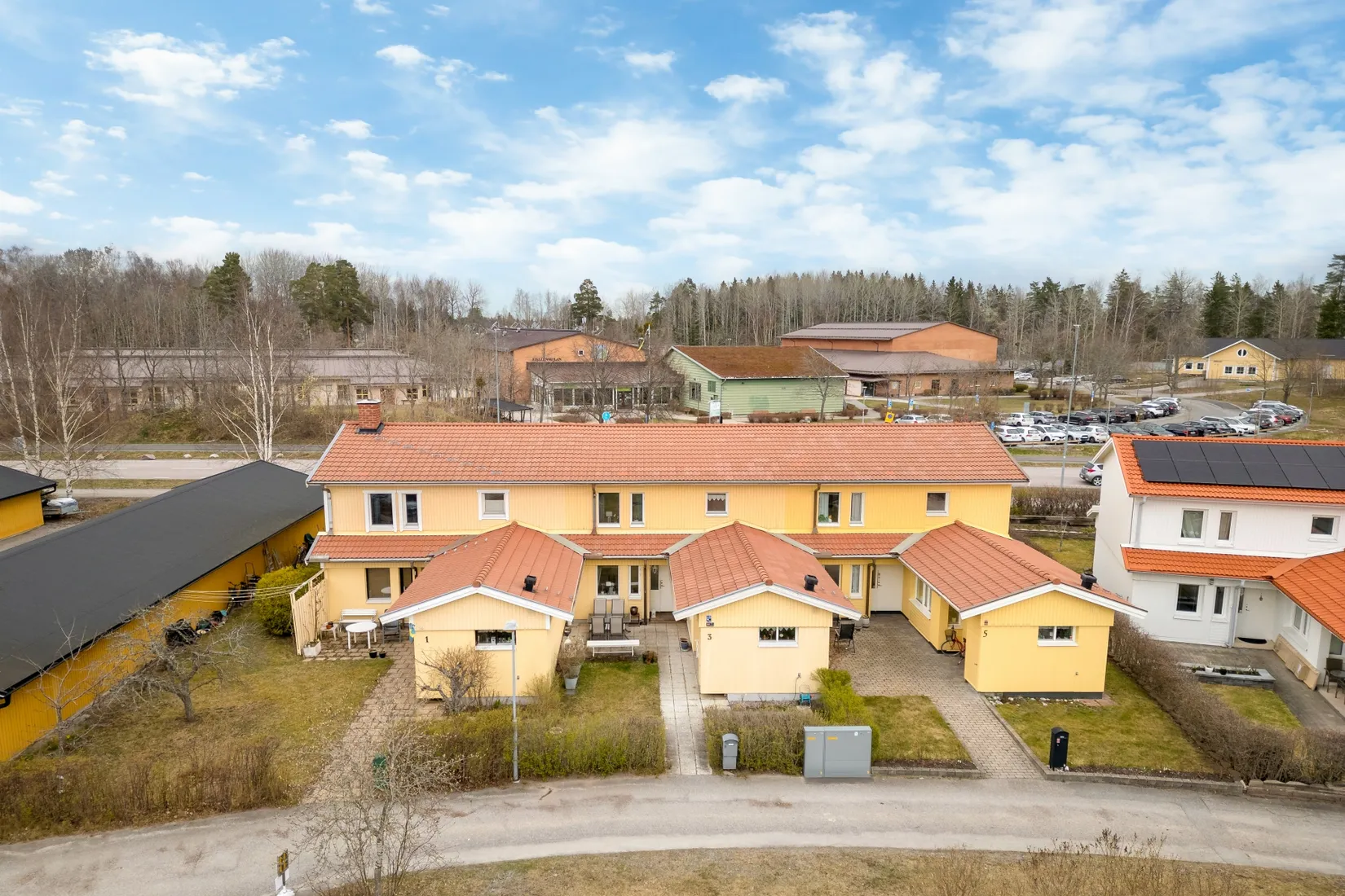 Villa, Radhus, Symfonigränd 3, Viksjö Hummelmora, Järfälla