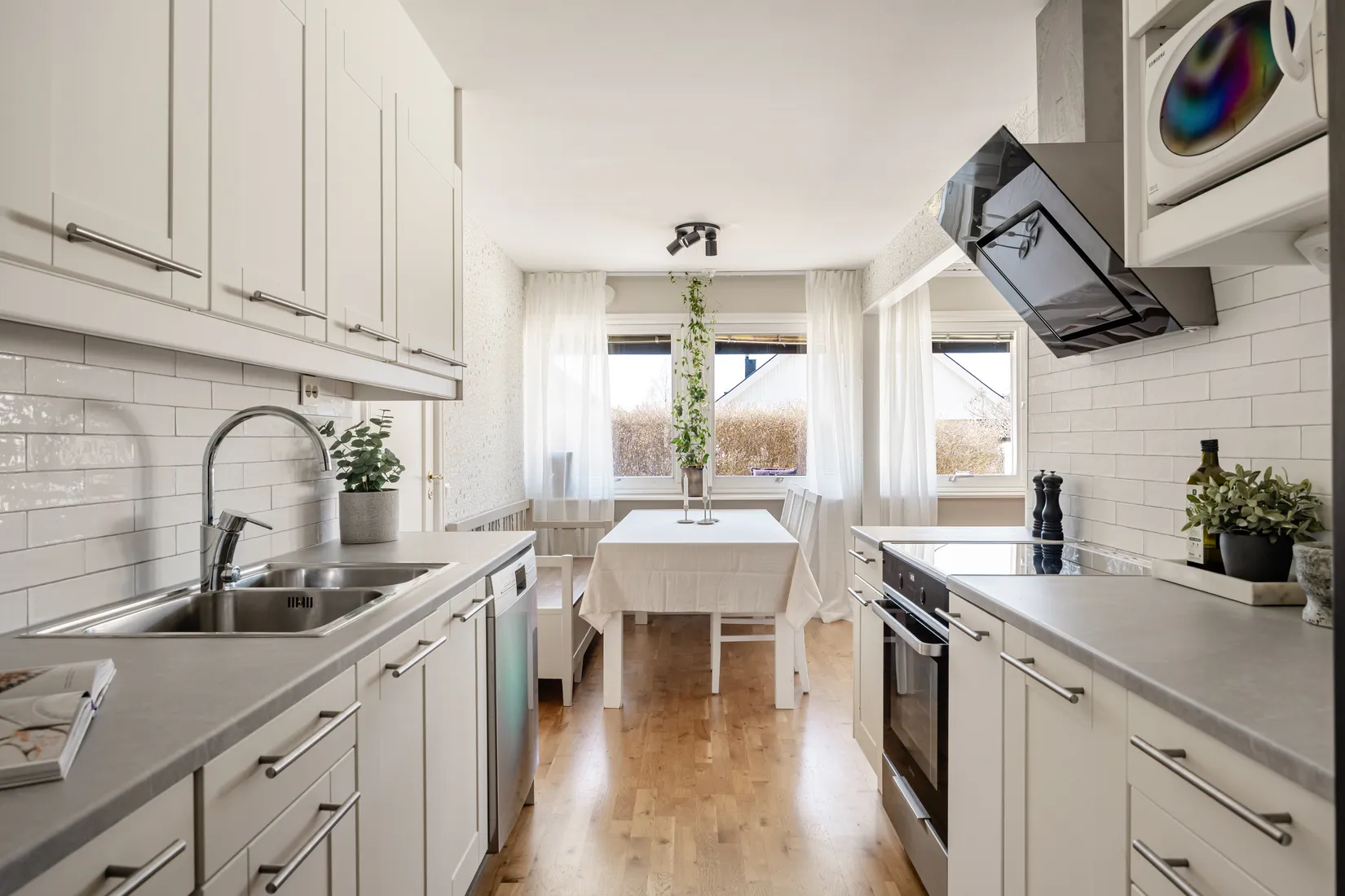 Villa, Radhus, Smålandsvägen 42, Ormsta, Vallentuna