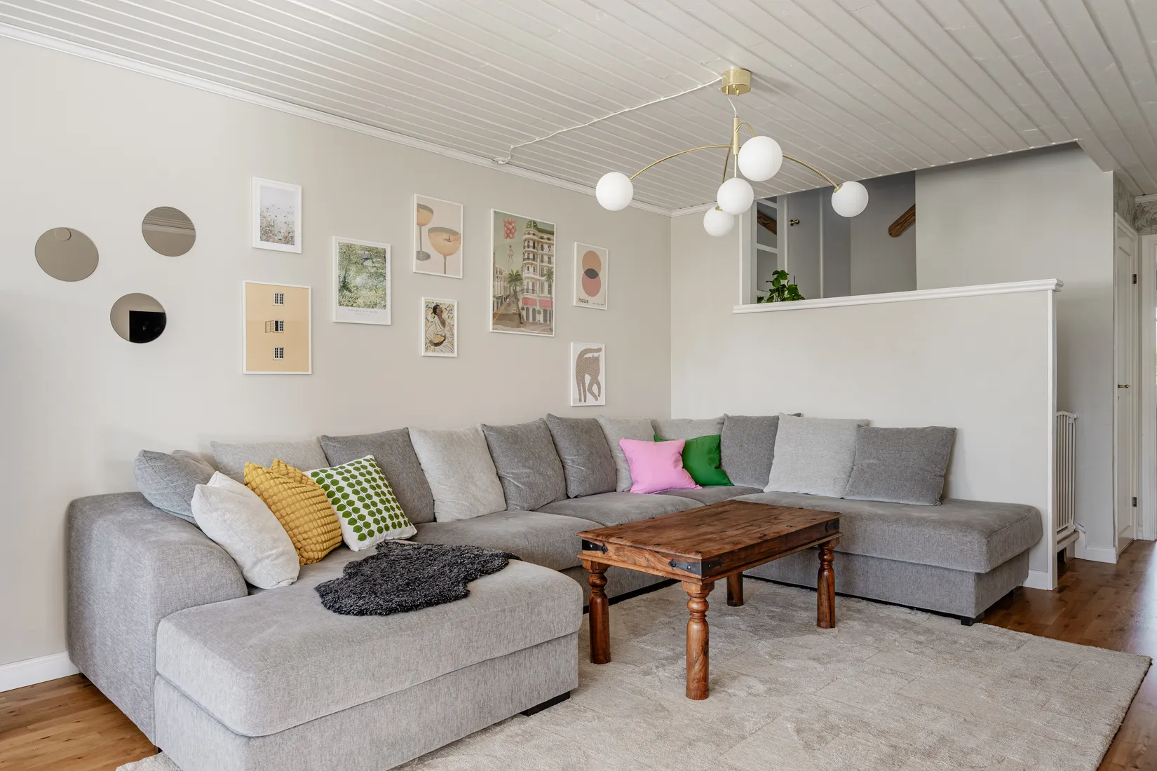 Villa, Radhus, Smålandsvägen 42, Ormsta, Vallentuna