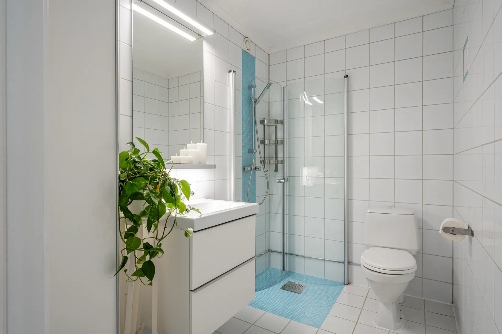 Villa, Radhus, KRAGSTALUNDSVÄGEN 105, Kragstalund, Vallentuna