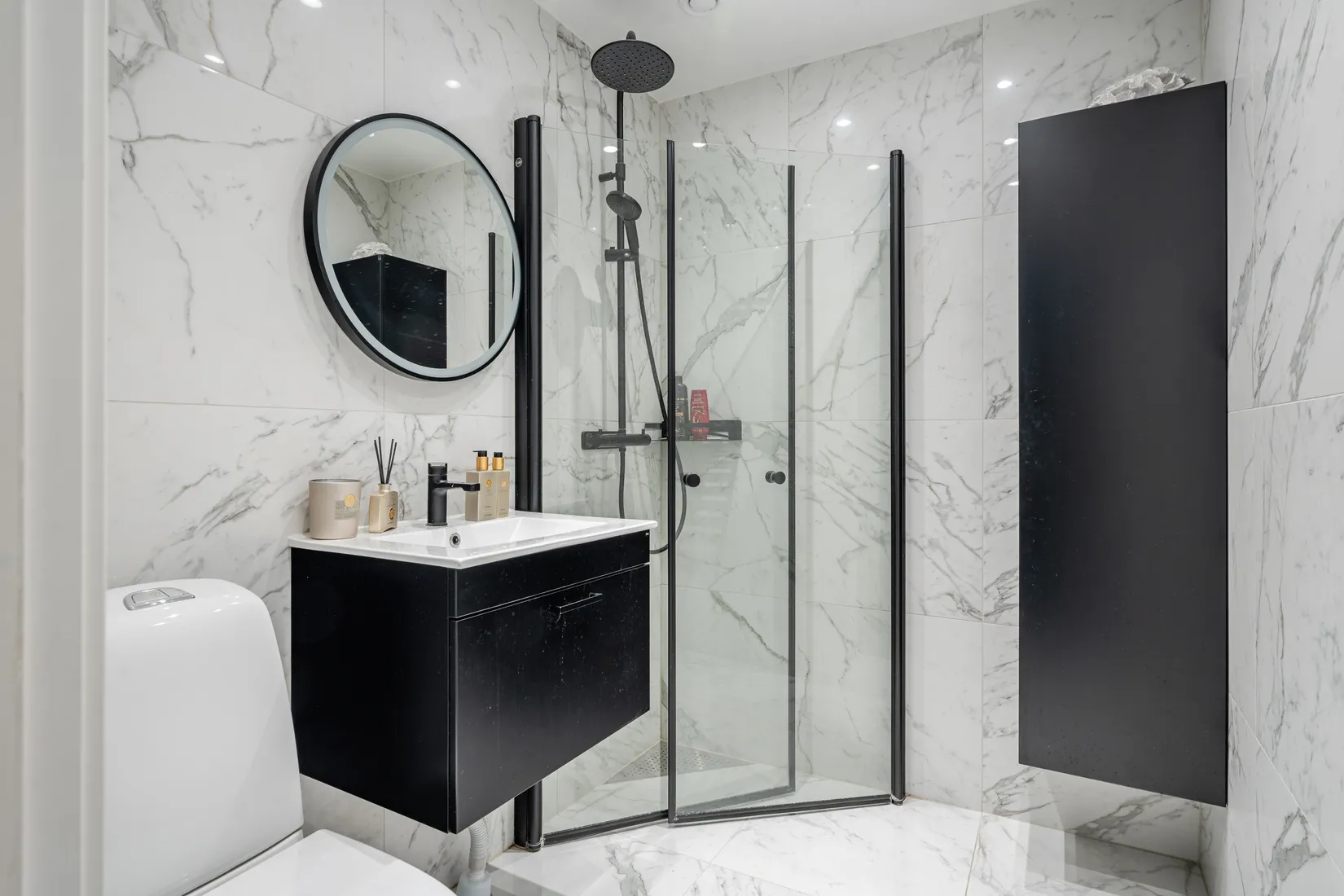 Villa, Radhus, KRAGSTALUNDSVÄGEN 105, Kragstalund, Vallentuna