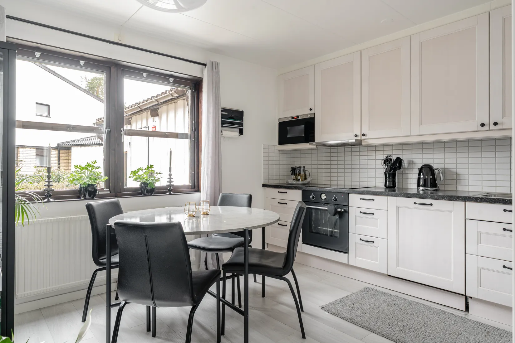 Villa, Radhus, KRAGSTALUNDSVÄGEN 105, Kragstalund, Vallentuna